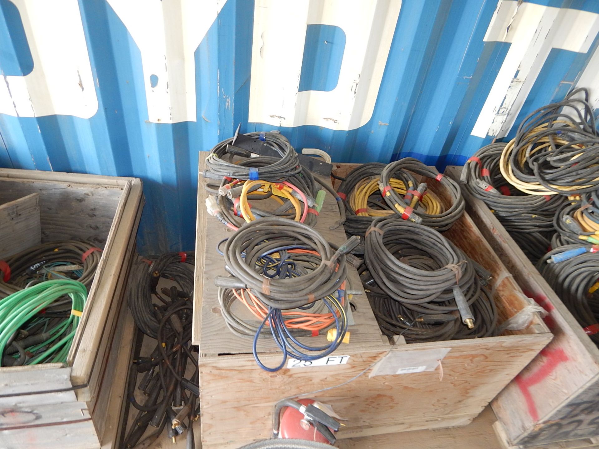 LOT/ (6) PALLETS OF EXTENSION CORDS - Image 4 of 8