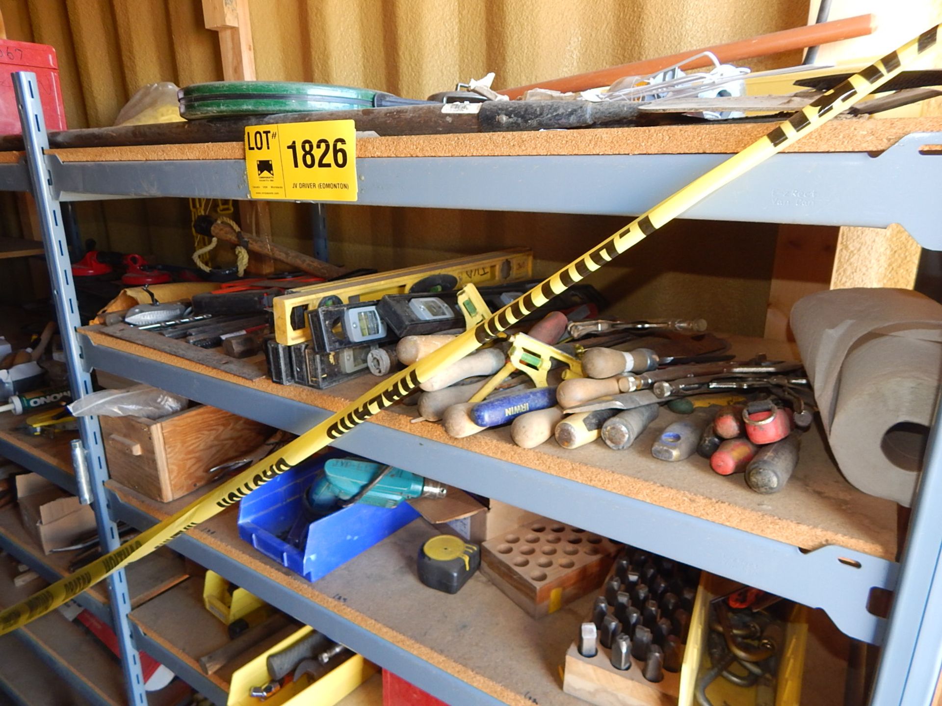 LOT/ CONTENTS OF (2) SECTIONS CONSISTING OF HAND TOOLS, PUNCHES, SCREWDRIVERS, AND WIRE ROPE (SC - Image 2 of 5