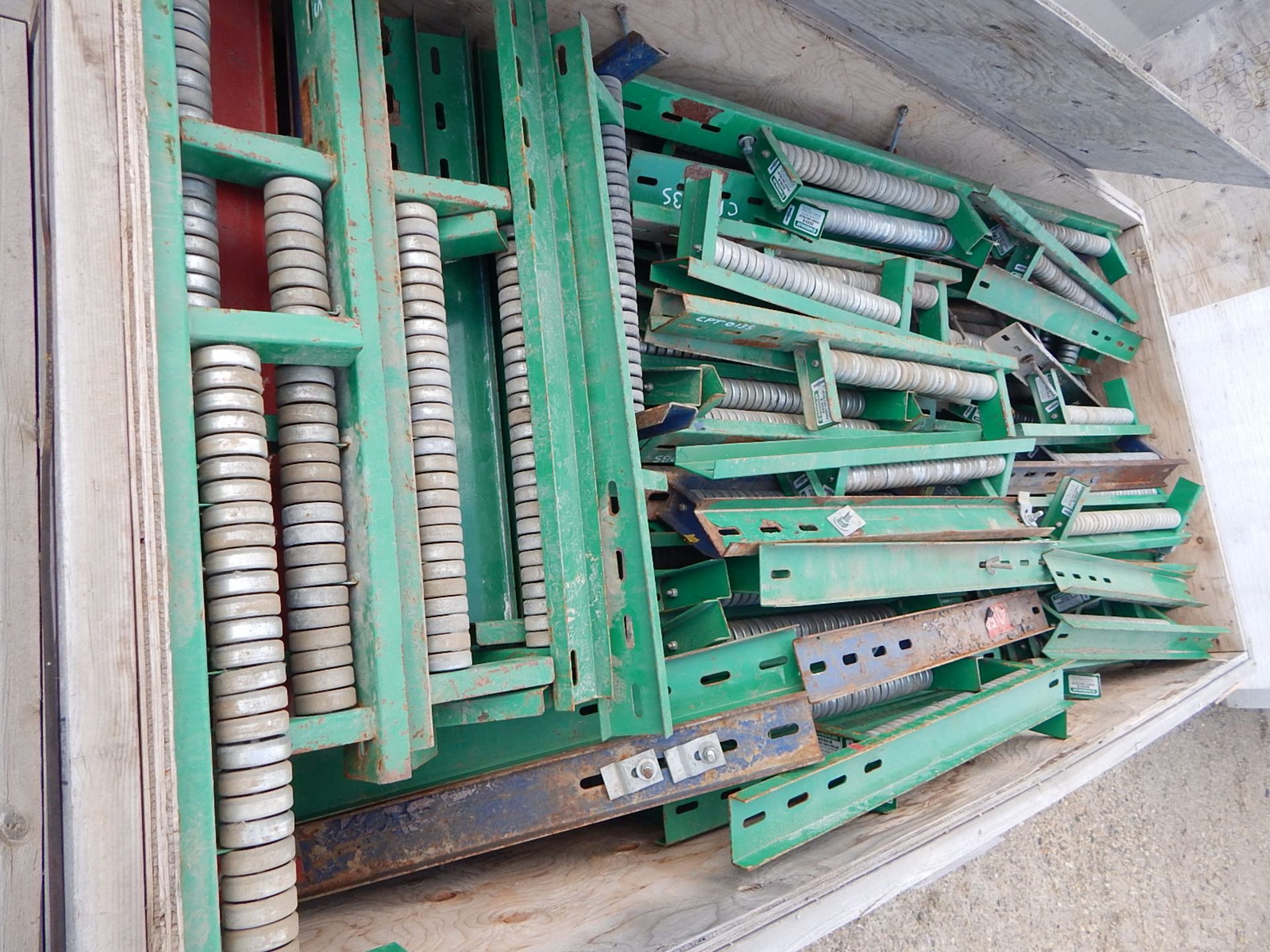 LOT/ GREENLEE STRAIGHT CABLE ROLLERS - Image 2 of 4