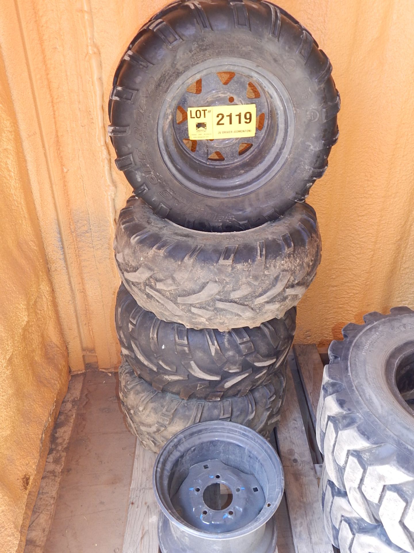 LOT/ 24X11.00-12NHS TIRES (SC 446)