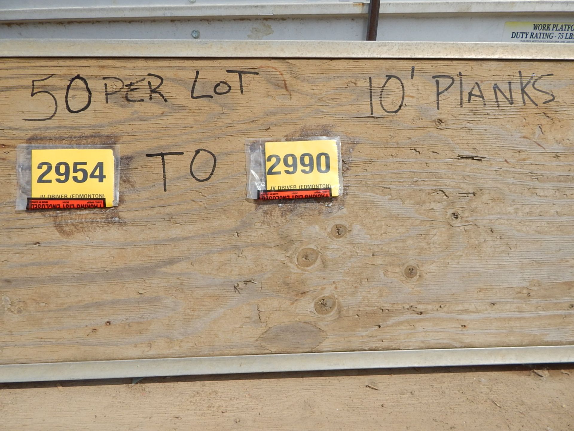 LOT/ (50) PIECES OF 10' HEAVY DUTY ALUMINUM PLYWOOD DECK (CI)