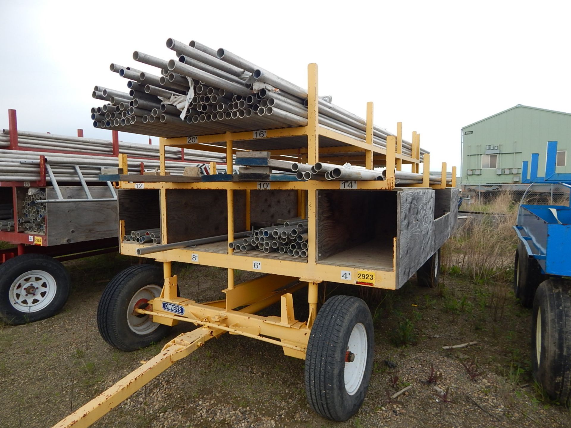 LOT/ SCAFFOLDING YARD TRAILER WITH CONTENTS