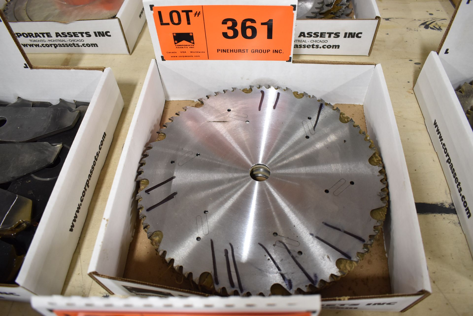 LOT/ TABLE SAW BLADES