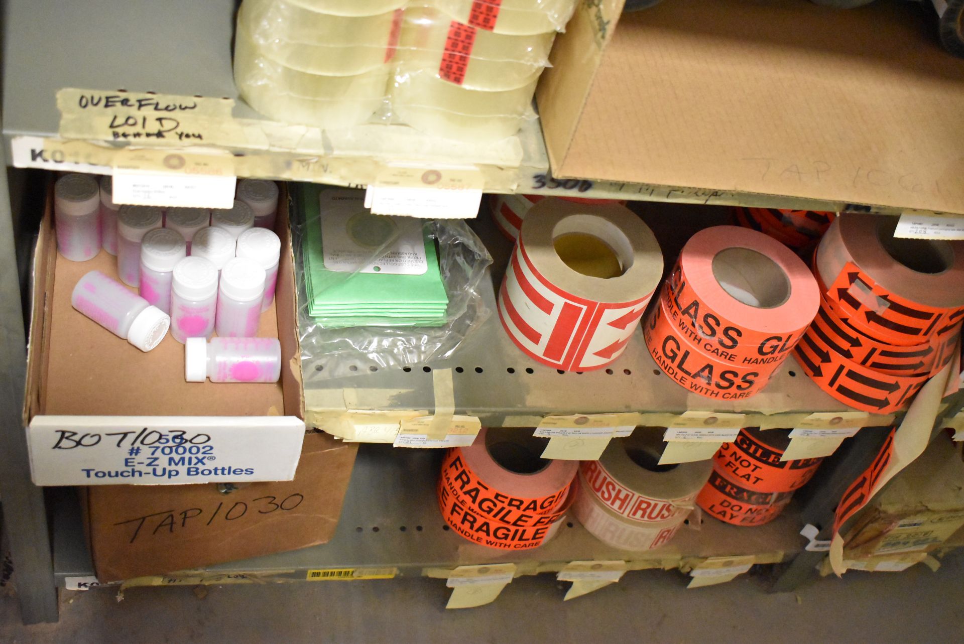 LOT/ CONTENTS OF SHELVES - INCLUDING SHOP SUPPLIES, TAPE, PAINTERS TAPE, CLEANING SUPPLIES, SHIPPING - Image 4 of 4