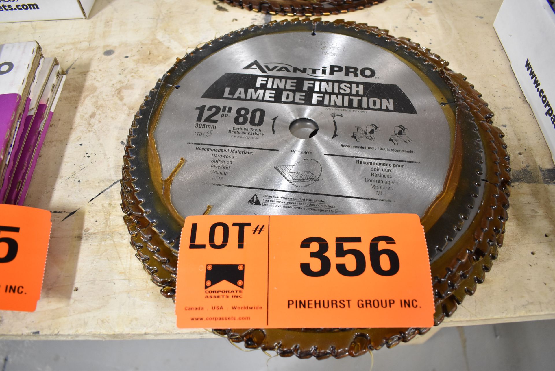 LOT/ TABLE SAW BLADES (BRAND NEW)