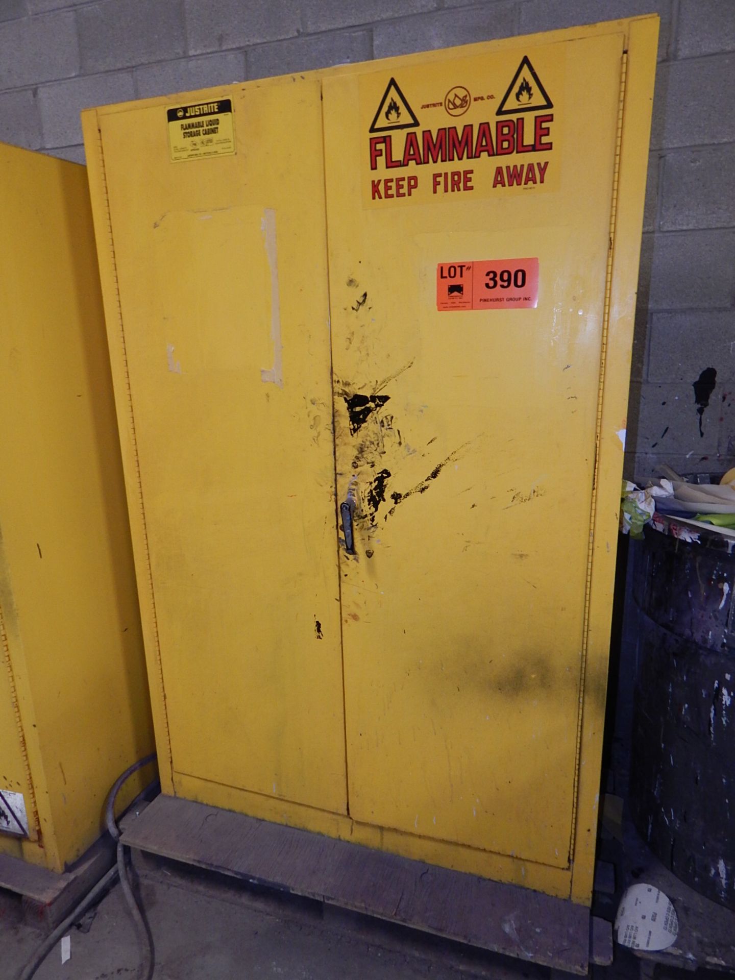 LOT/ JUSTRITE FIREPROOF CABINET WITH CONTENTS - CHEMICALS, SOLVENTS, PAINT & STAIN