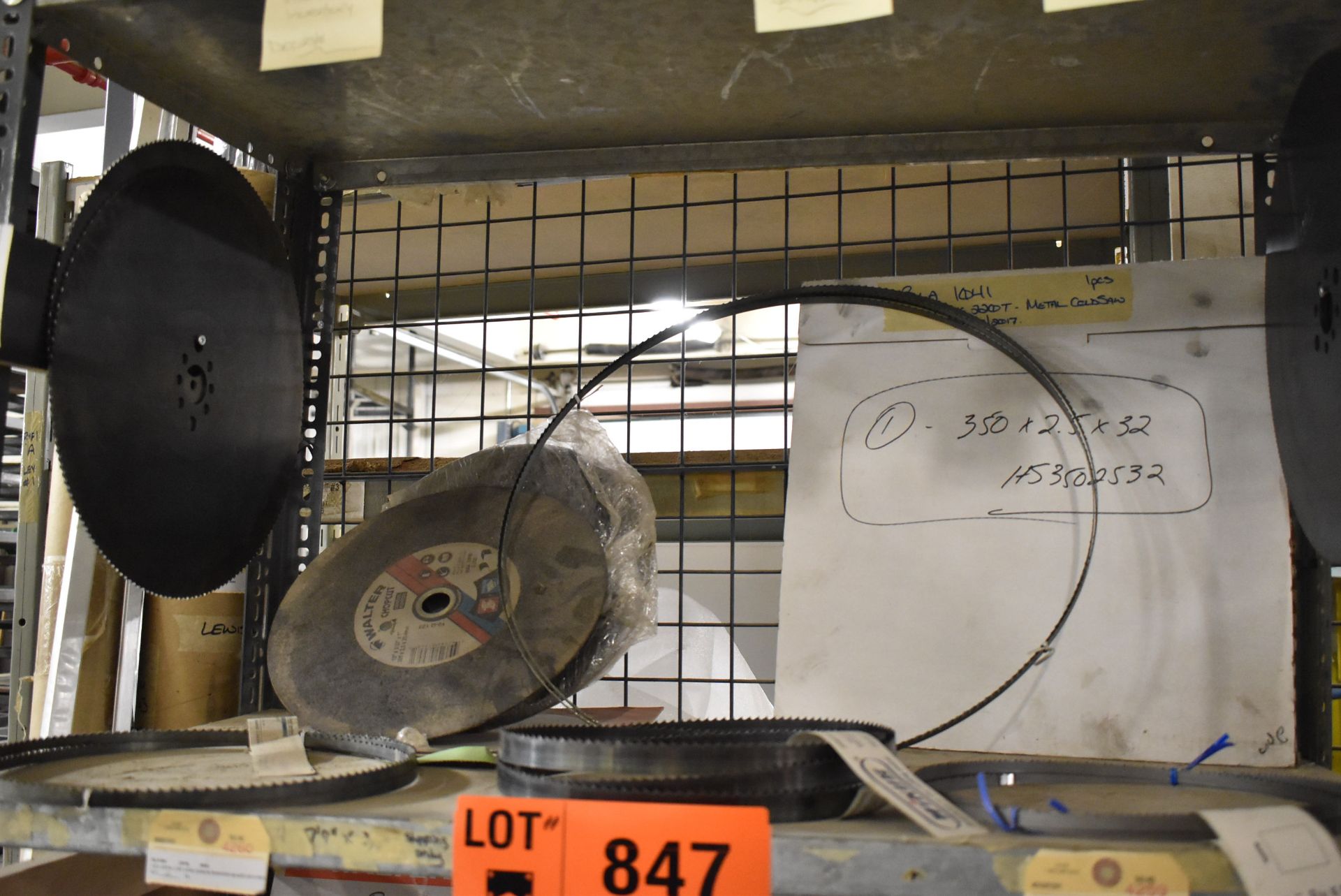 LOT/ CONTENTS OF SHELVES - BAND SAW BLADES, CIRCULAR SAW BLADES, PAINTS, CHEMICALS