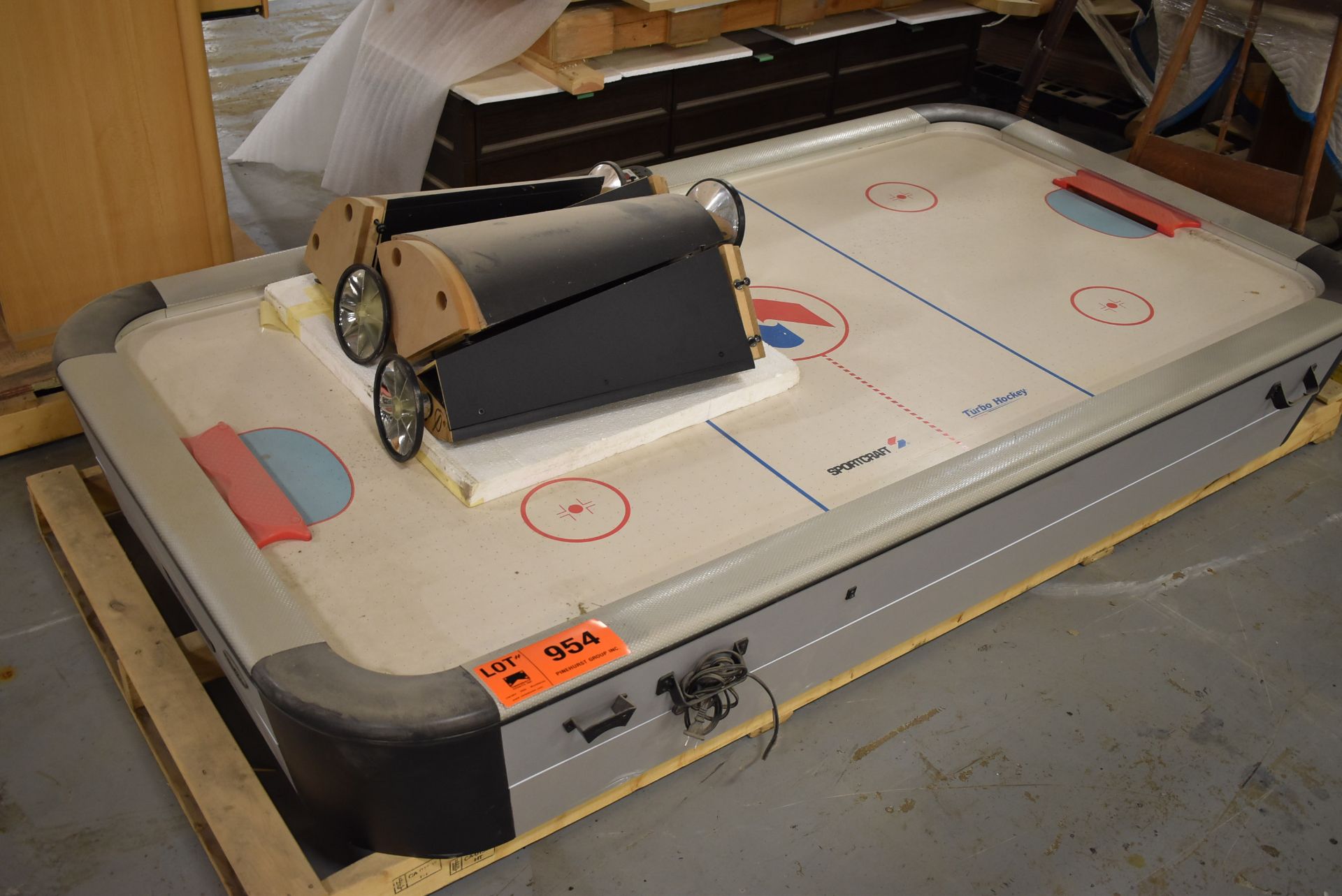 SPORTCRAFT AIR HOCKEY TABLE