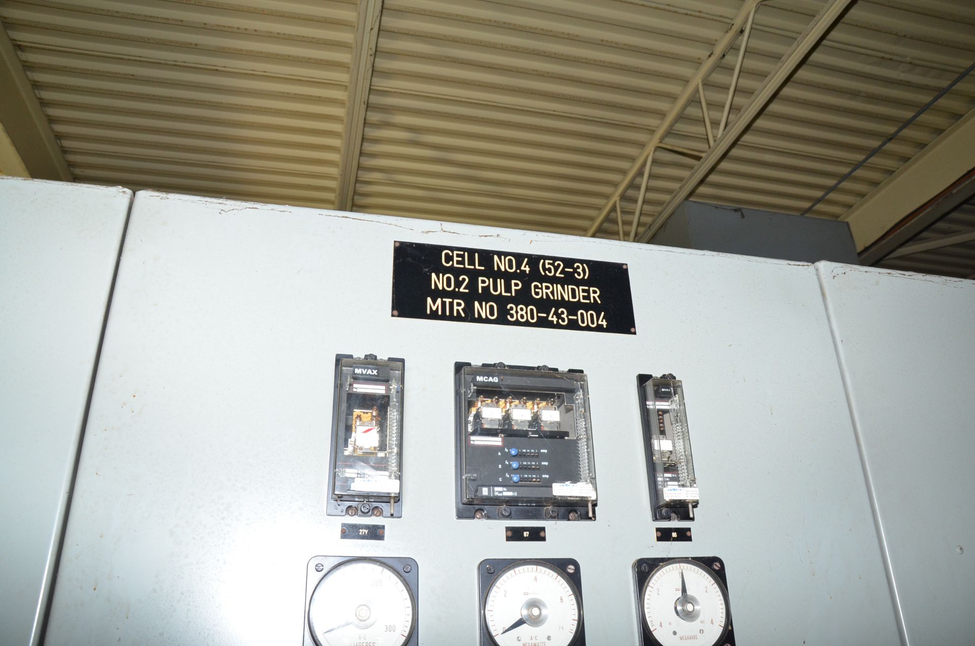 LOT/ WESTINGHOUSE-SCHNEIDER HIGH VOLTAGE 40-BANK SWITCHGEAR UNIT, S/N N/A [RIGGING FEES FOR LOT #749 - Image 7 of 18