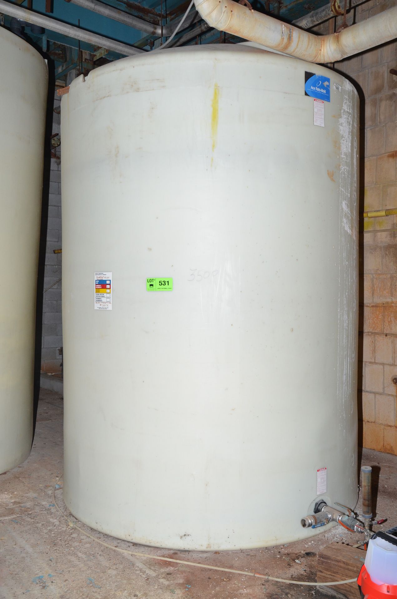 3500 GAL CAPACITY COMPOSITE TANK, S/N N/A [RIGGING FEES FOR LOT #531 - $TBD USD PLUS APPLICABLE