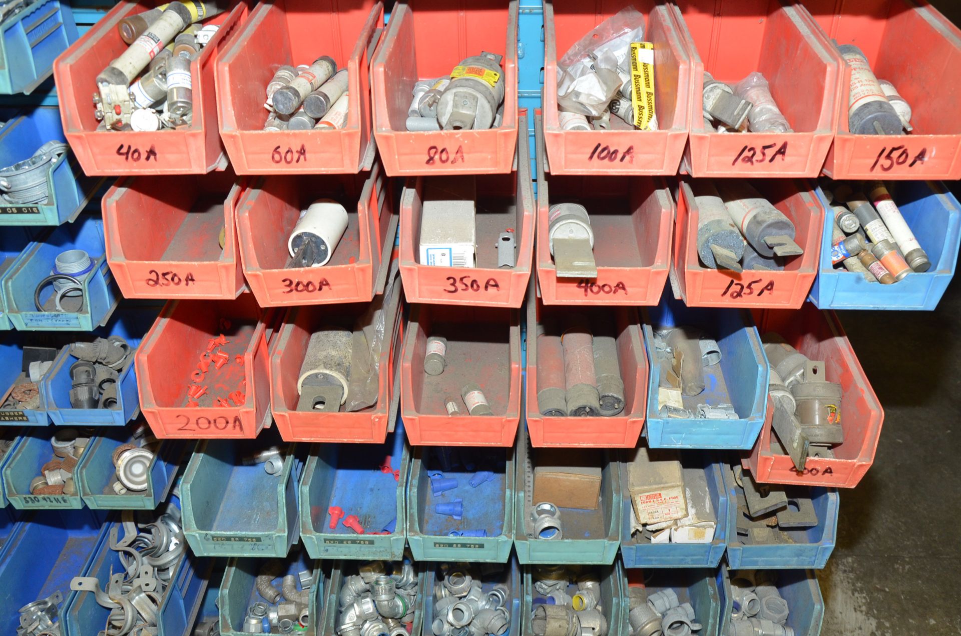 LOT/ PARTS BINS WITH ELECTRICAL HARDWARE [RIGGING FEES FOR LOT #114 - $125 USD PLUS APPLICABLE - Image 4 of 4