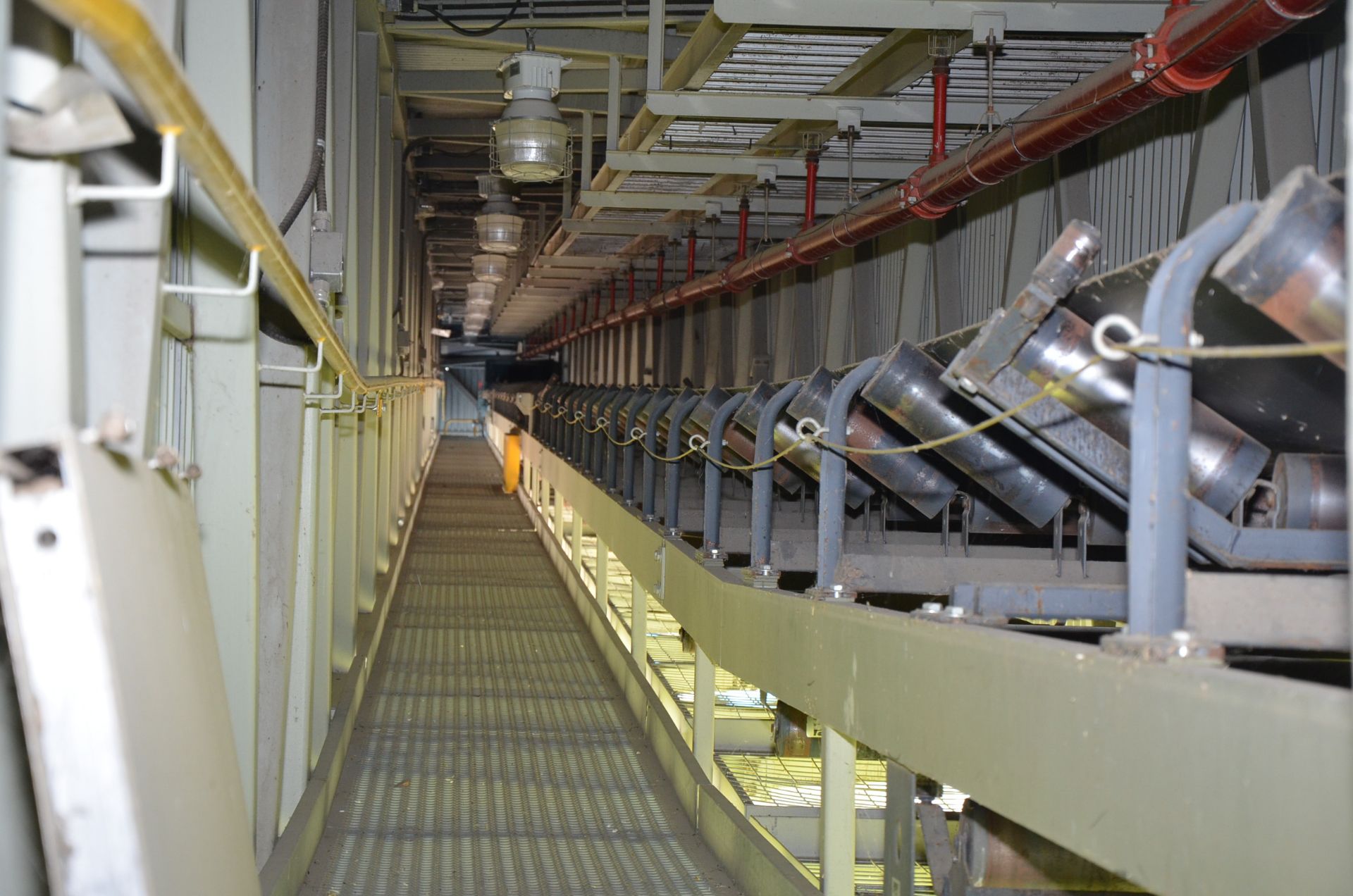 B.I.D CANADA (2009) APPROX. 550'X42" POWER INCLINE BELT CONVEYOR WITH 265STPH DESIGN CAPACITY, - Image 3 of 6