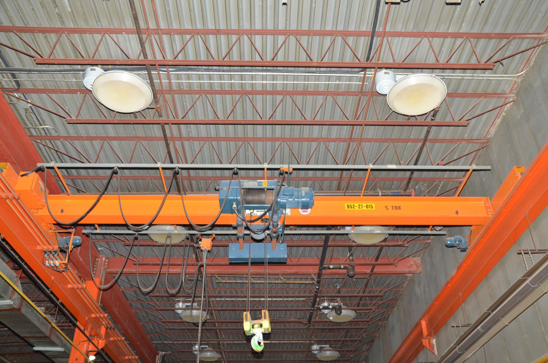 DEMAG 5TON CAPACITY TOP-RUNNING SINGLE-GIRDER OVERHEAD BRIDGE CRANE SYSTEM WITH 24' SPAN, 20' HEIGHT - Image 3 of 5