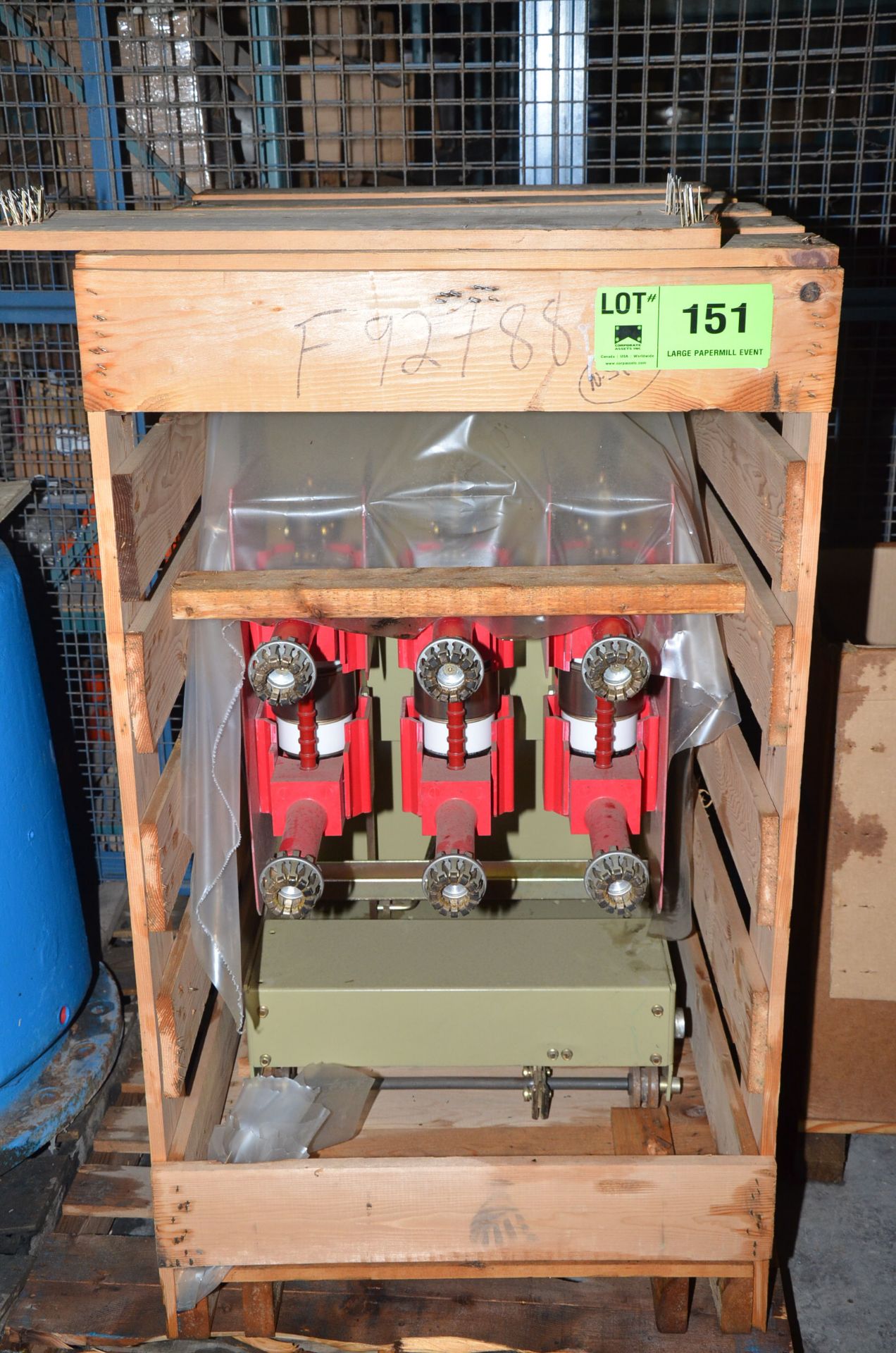 WESTINGHOUSE HIGH-VOLTAGE SWITCHGEAR COMPONENT [RIGGING FEES FOR LOT #151 - $60 USD PLUS