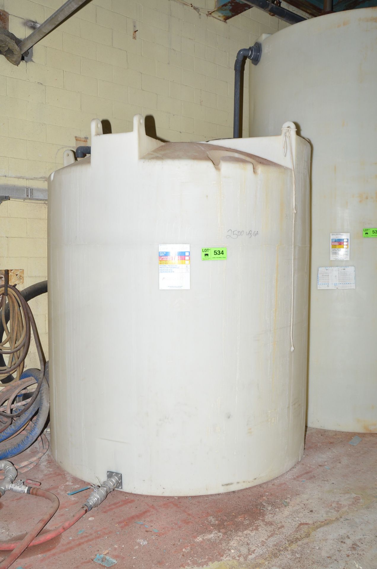 2500 GAL CAPACITY COMPOSITE TANK, S/N N/A [RIGGING FEES FOR LOT #534 - $350 USD PLUS APPLICABLE