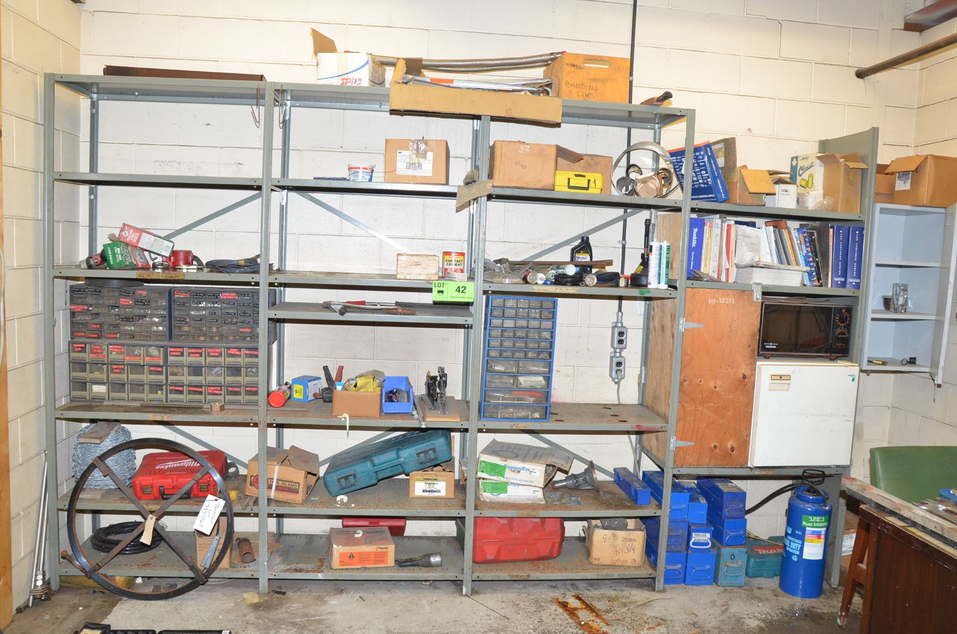 LOT/ SHELF WITH CONTENTS CONSISTING OF PARTS AND SUPPLIES [RIGGING FEES FOR LOT #42 - $175 USD