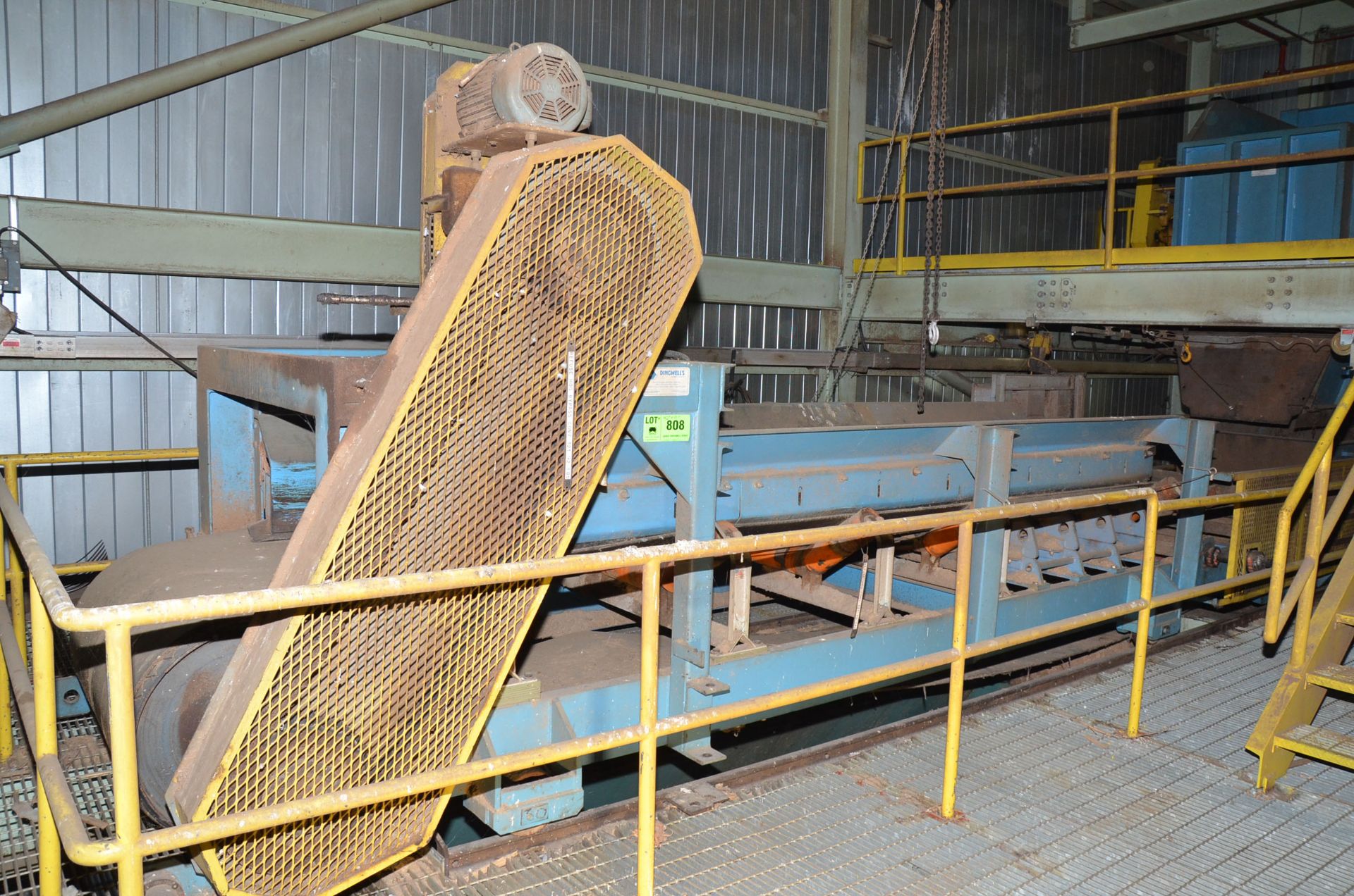 DINGWELLS 42"X22.5' APPROX. TRACK MOUNTED HORIZONTAL TRAVERSING POWERED BELT CONVEYOR WITH DISCHARGE - Image 3 of 4