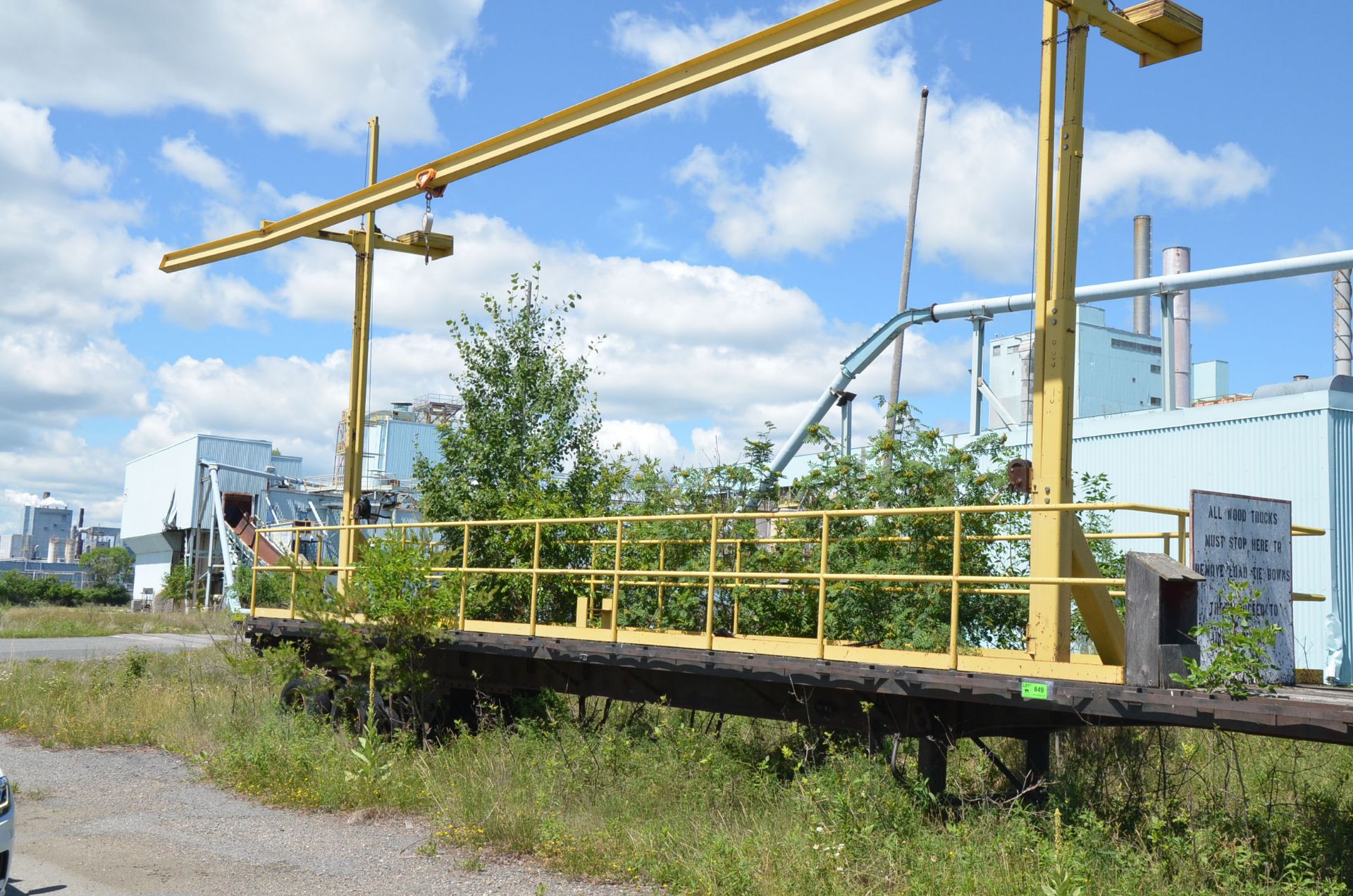 53' TANDEM AXLE FLATDECK TRAILER WITH SAFETY ANCHORING FRAME SYSTEM, S/N N/A (OFF-ROAD/YARD