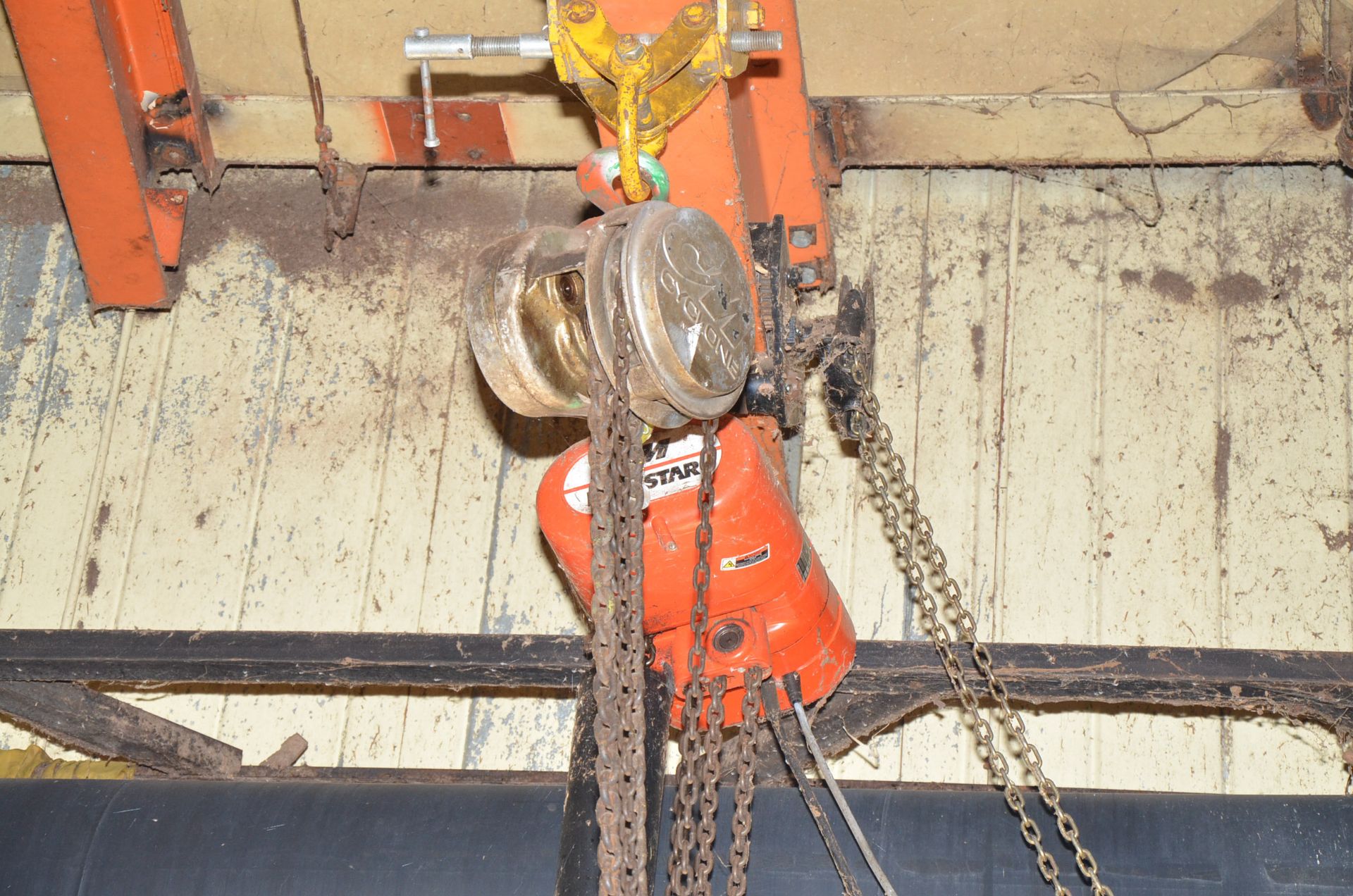 LOT/ CM LODESTAR ELECTRIC CHAIN HOIST AND CM CYCLONE CHAIN FALL WITH TROLLEYS [RIGGING FEES FOR - Image 2 of 3