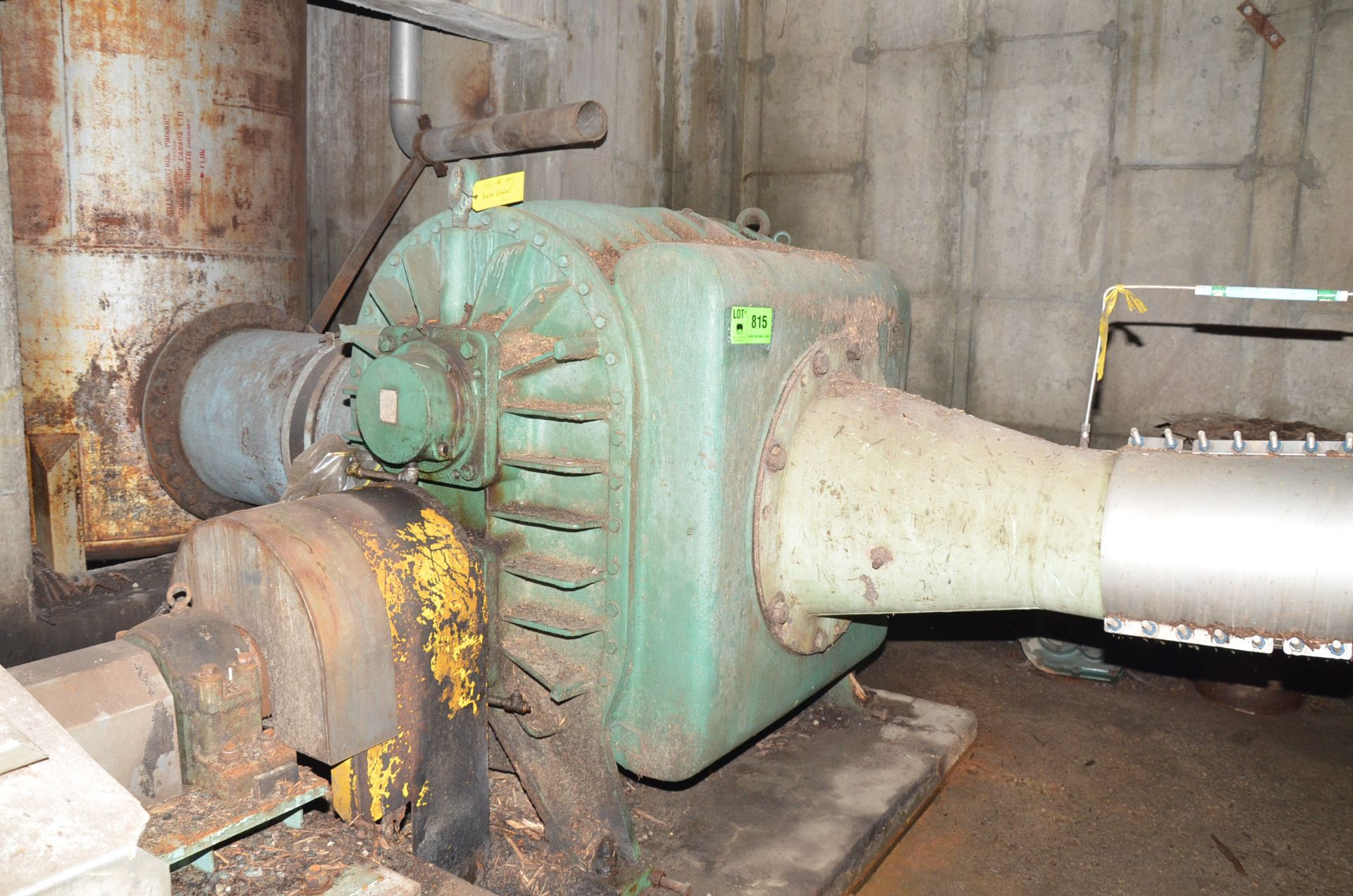 MFG UNKNOWN CHIP BLOWER WITH 300 HP ELECTRIC DRIVE MOTOR, S/N N/A [RIGGING FEES FOR LOT #815 - $ - Image 3 of 5