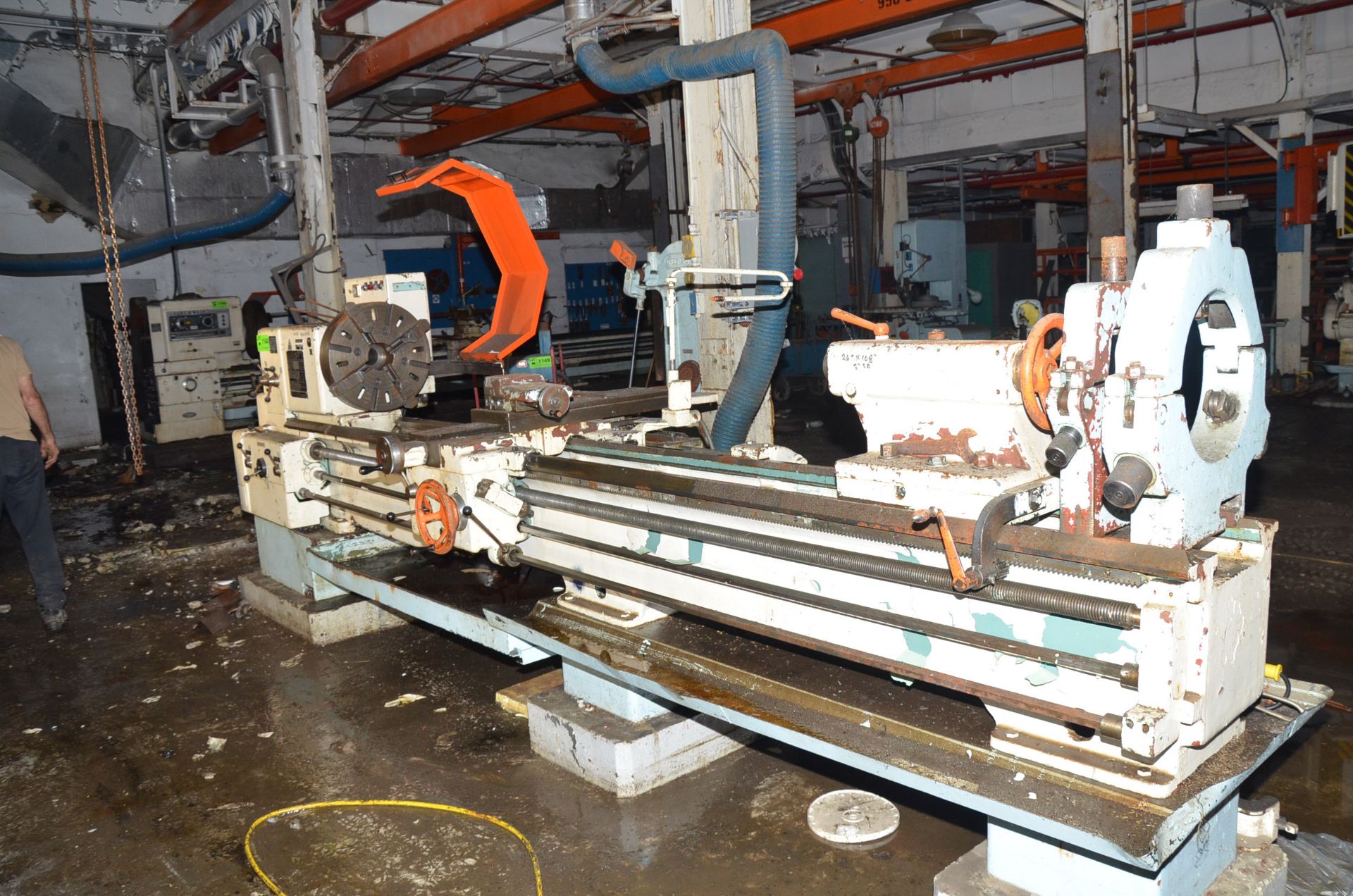 TOS SN63B GAP BED ENGINE LATHE WITH 25" SWING OVER BED, 28" SWING IN THE GAP, 120" DISTANCE
