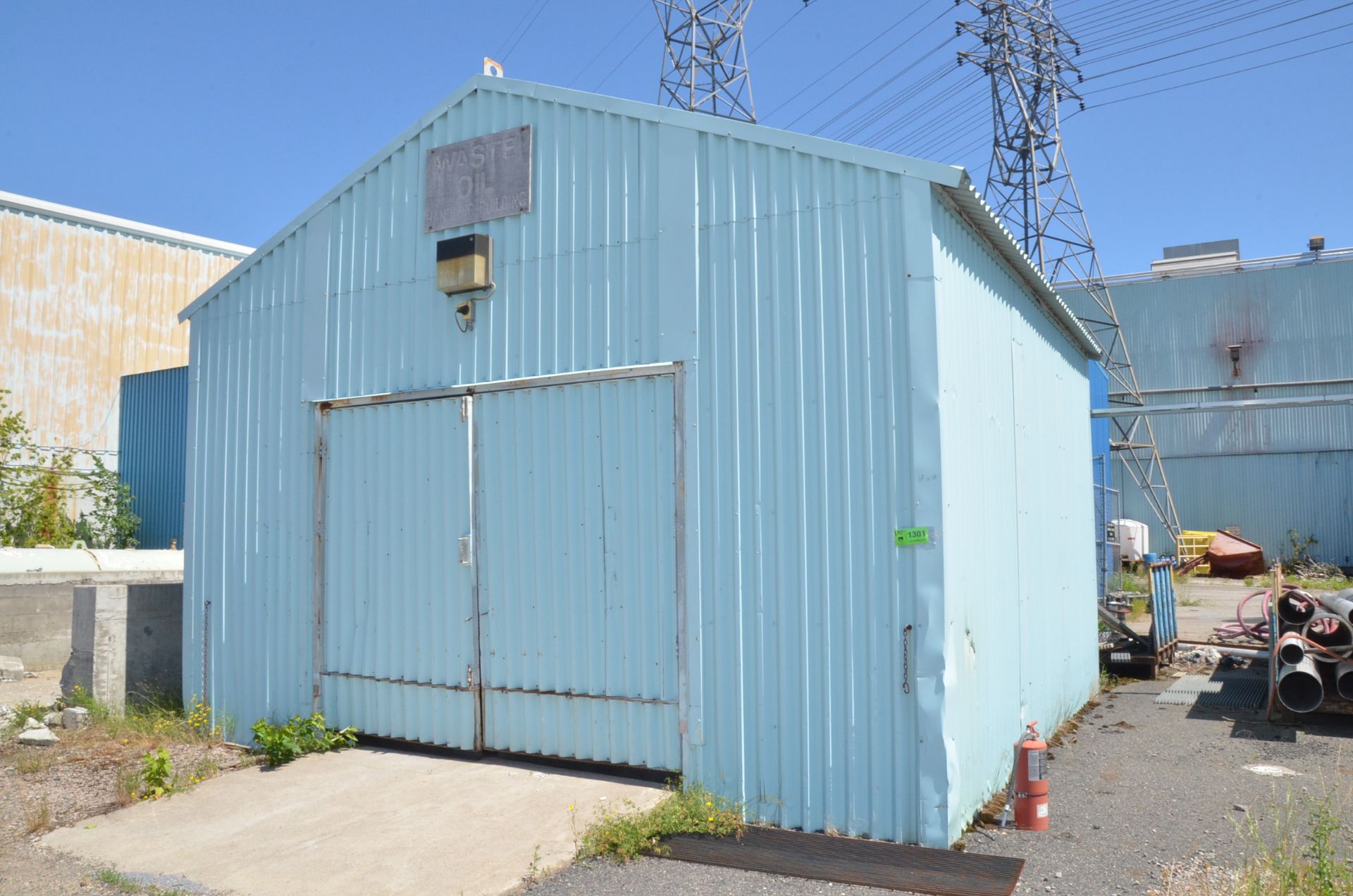 18'X18' MODULAR ALL BOLTED CONSTRUCTION STEEL SHED, S/N N/A [RIGGING FEES FOR LOT #1301 - $TBD USD