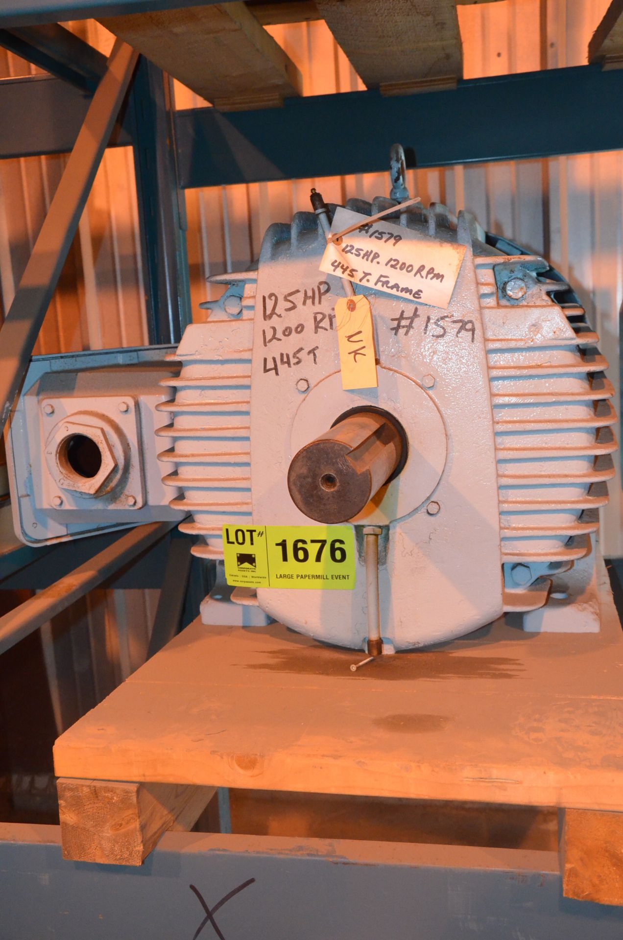 GE 125HP/1200RPM/575V ELECTRIC MOTOR, S/N N/A [RIGGING FEES FOR LOT #1676 - $60 USD PLUS