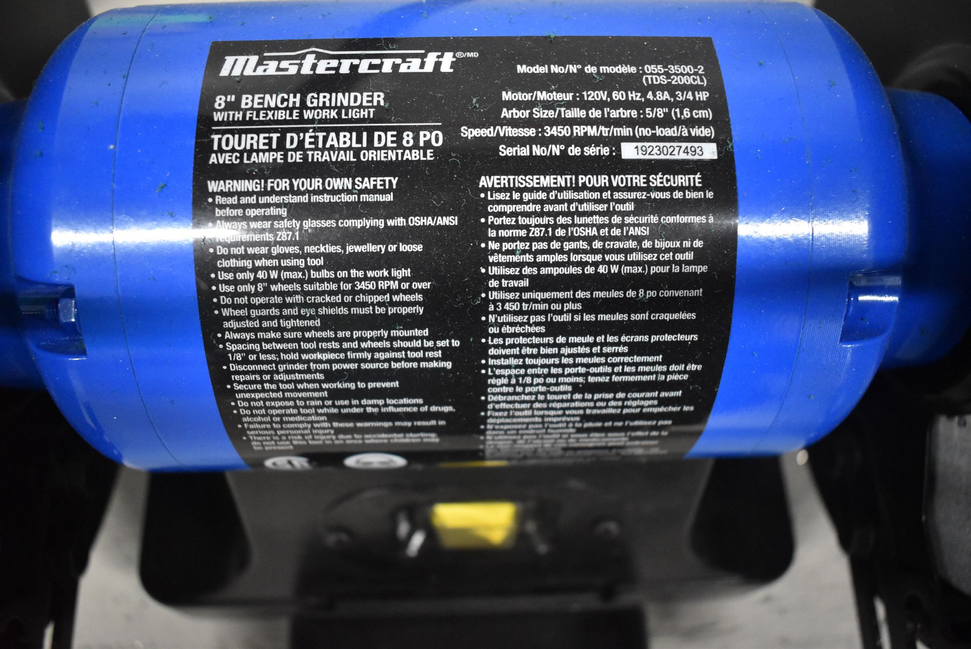 MASTERCRAFT 8" DOUBLE END BENCH GRINDER (LOCATED IN KITCHENER, ON) - Image 2 of 2