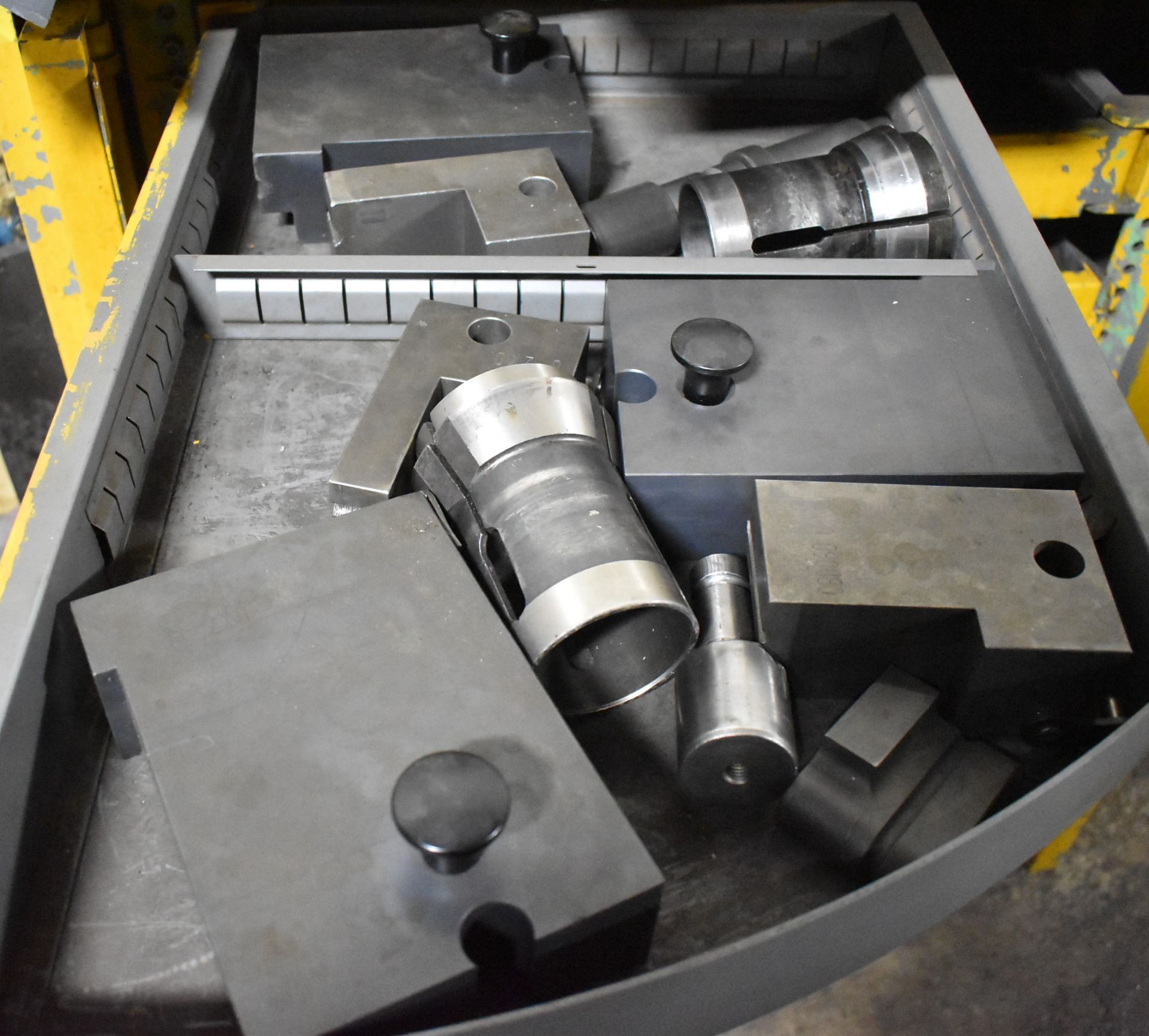 LOT/ CABINET WITH PIPE BENDER TOOLING - COLLETS AND DIES: OD 0.23"X0.039" WALL TO OD 1.5"X0.11" WALL - Image 2 of 6