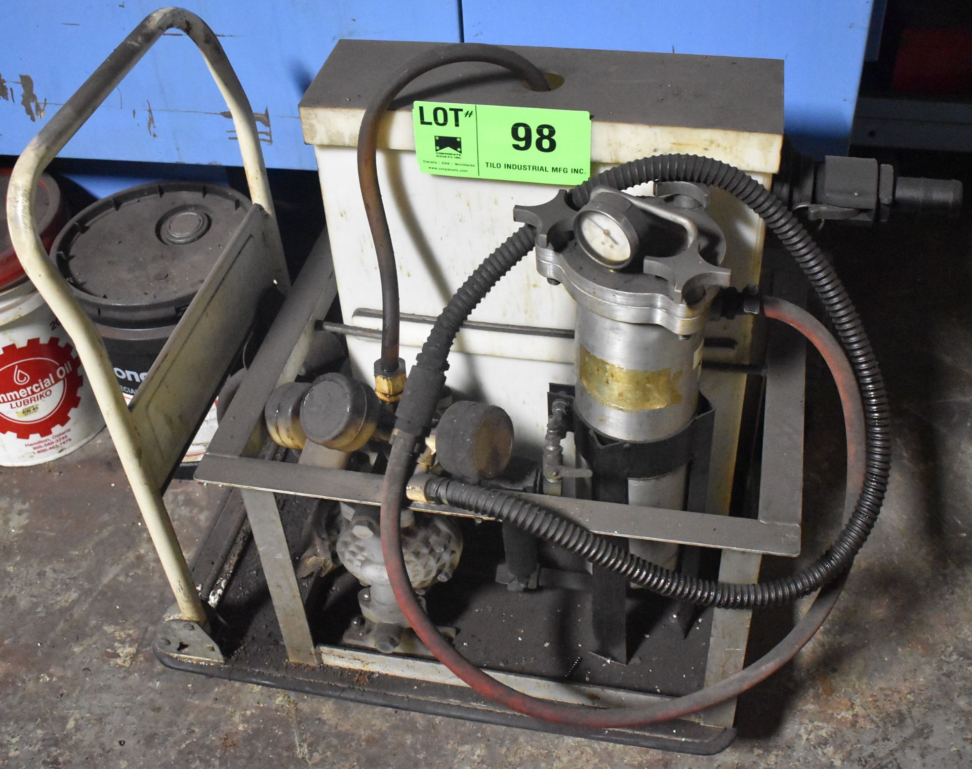 PORTABLE OIL/WATER SEPARATOR