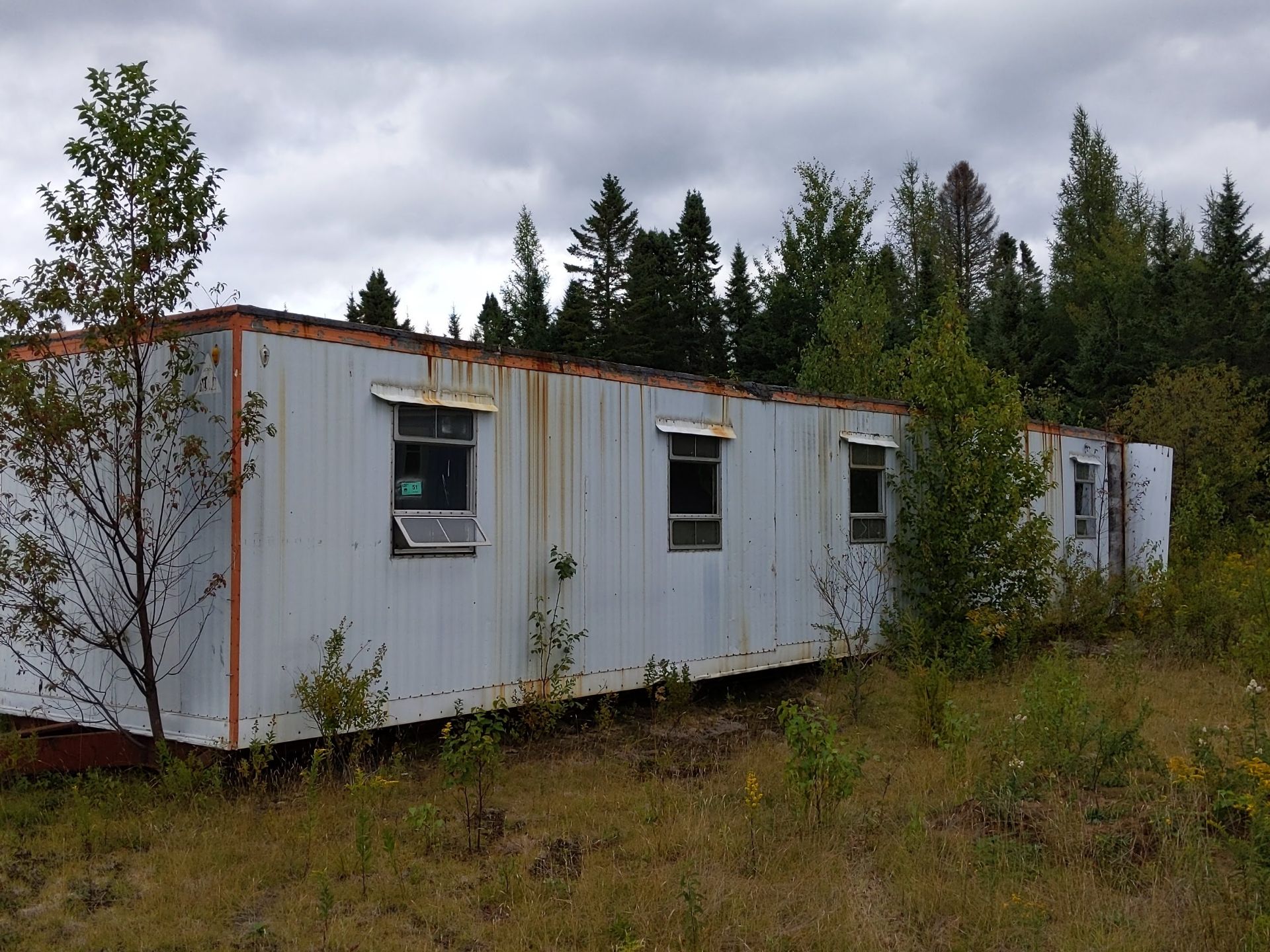 MODULAR 10'X30' MOBILE JOBSITE TRAILER, S/N N/A (YARD TRAILER - NOT PLATED) - Image 3 of 8