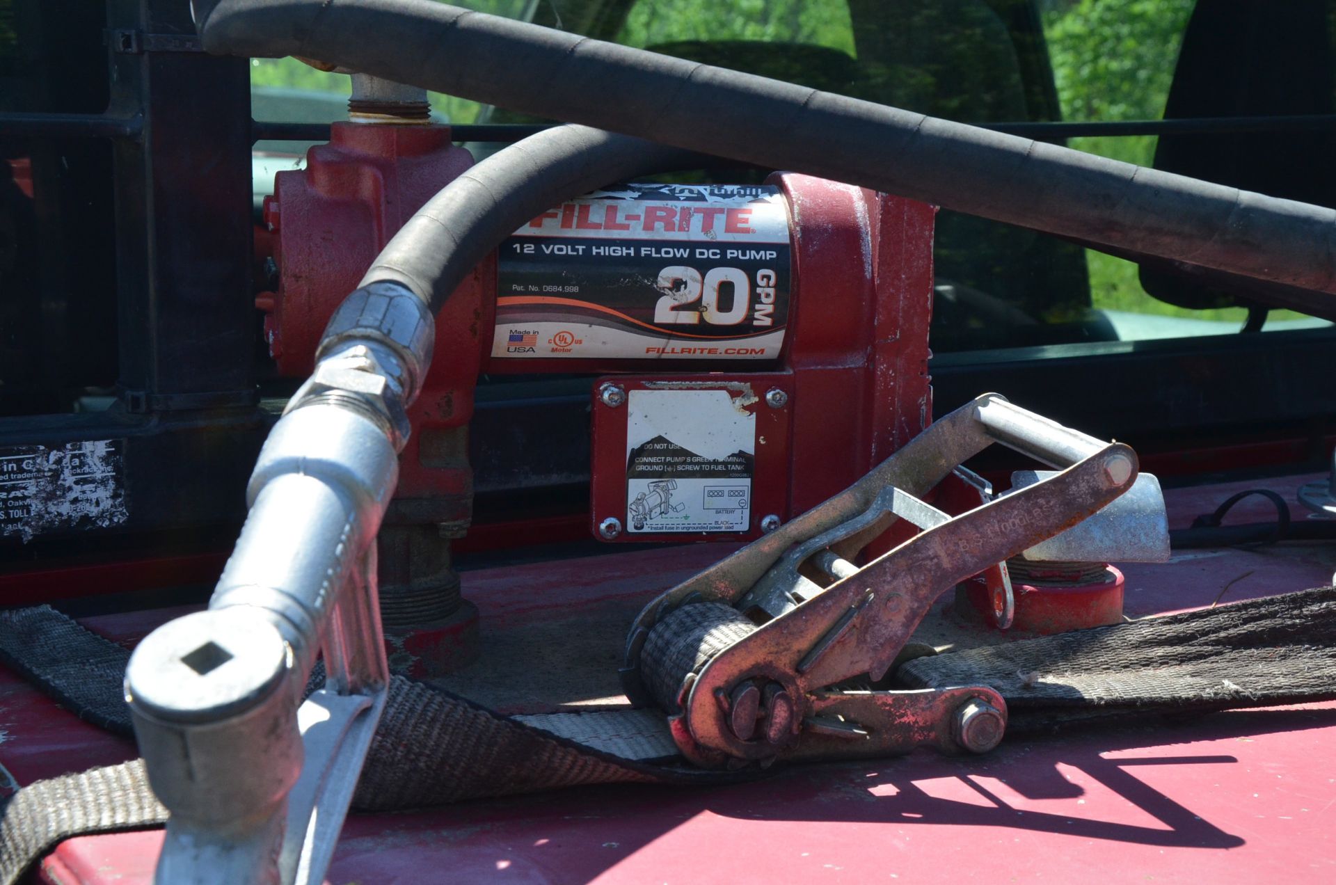 FUEL TANK WITH METERED DISPENSING PUMP WITH HOSE AND GUN, S/N N/A - Image 2 of 2