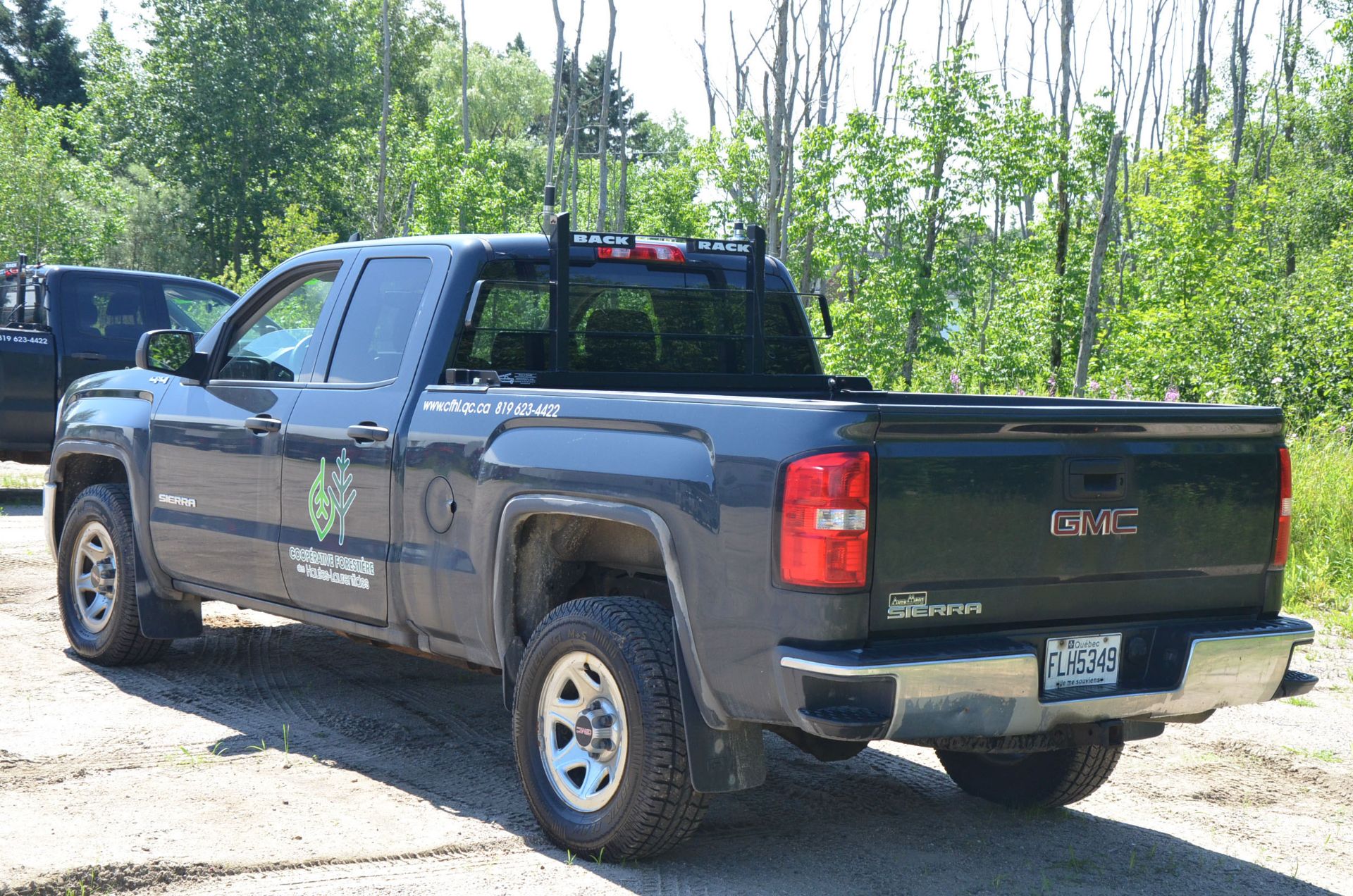 GMC (2017) SIERRA 1500 EXTENDED CAB FOUR DOOR PICKUP TRUCK WITH 5.3LITER V8 GAS ENGINE, AUTO - Image 3 of 16