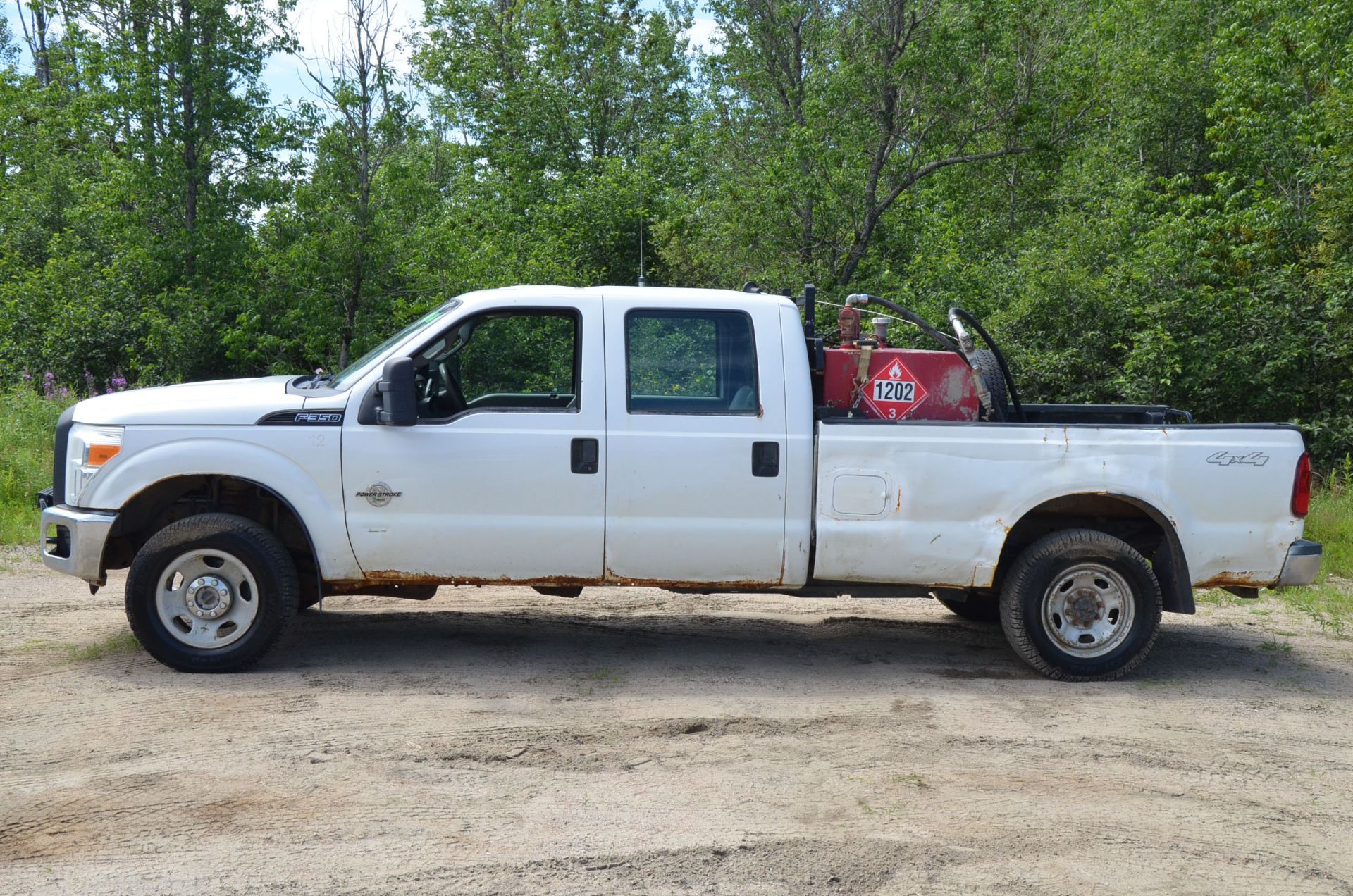 FORD (2012) F350 XLT CREW CAB PICKUP TRUCK WITH POWERSTROKE 6.7LITER TURBO DIESEL ENGINE, AUTO - Image 2 of 16