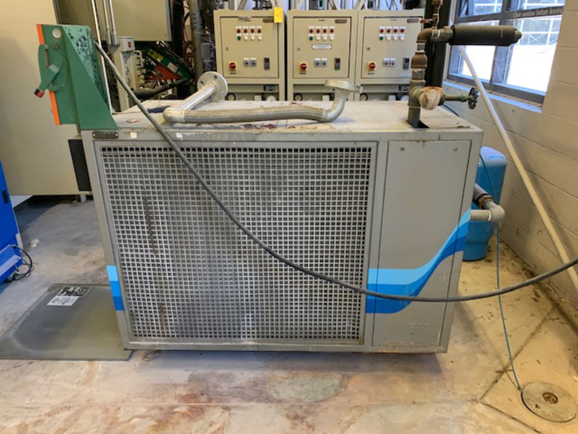 MAYER THERMAL CARE TCOA 1004 AIR COOLED PORTABLE CHILLER, S/N: CO20415 (CI) [RIGGING FEES FOR LOT # - Image 2 of 5