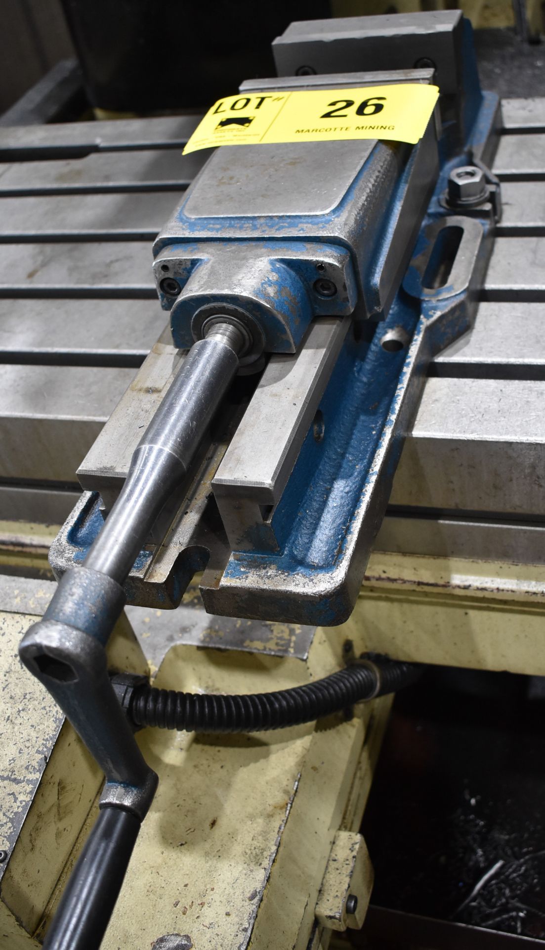 6" MACHINE VISE