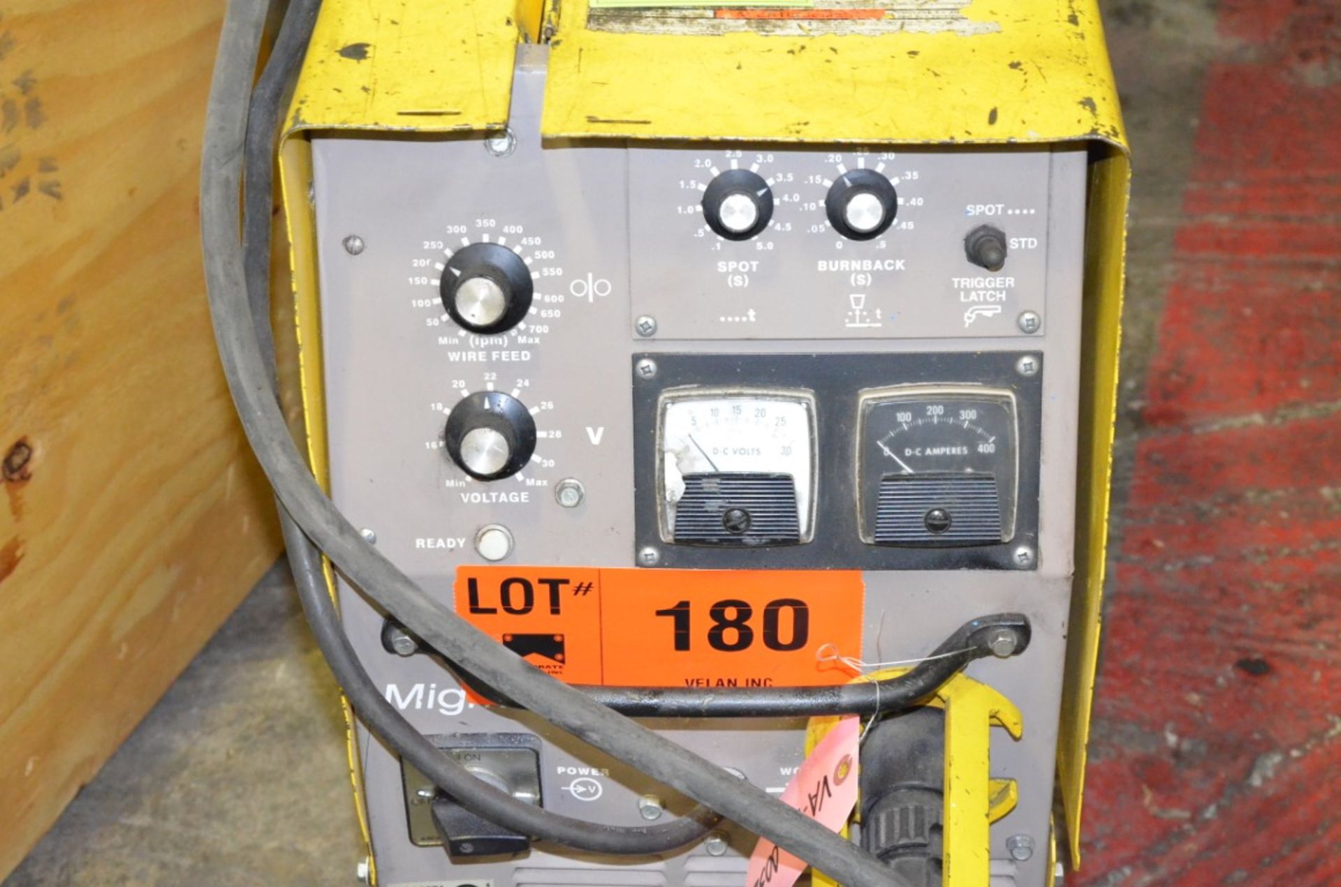 ESAB MIG 250 PORTABLE MIG WELDER WITH CABLES AND GUN, S/N N/A - Image 2 of 2