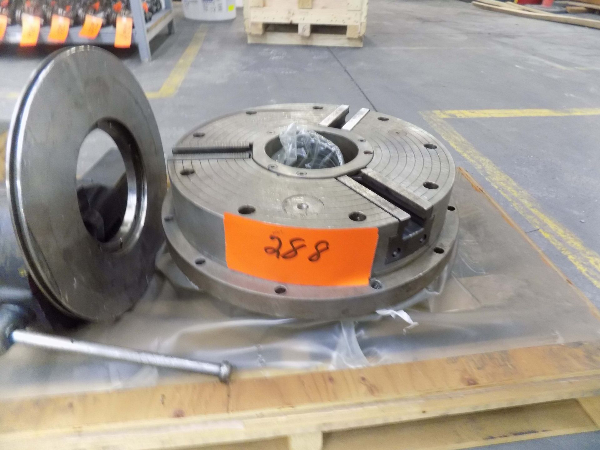 3-JAW CHUCK