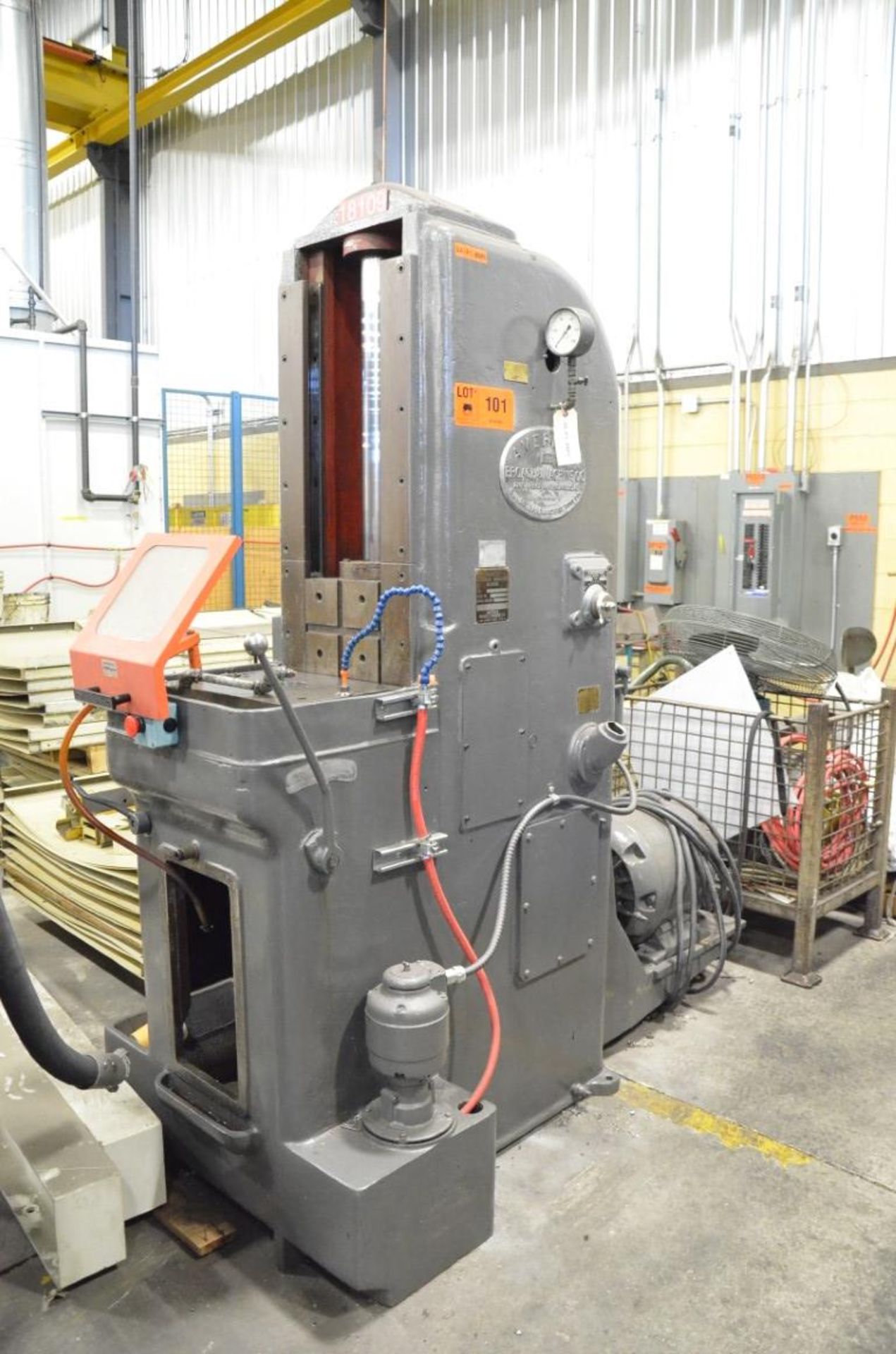 AMERICAN T-5-24 HYDRAULIC BROACHING MACHINE WITH 5 TON CAPACITY, S/N 5435