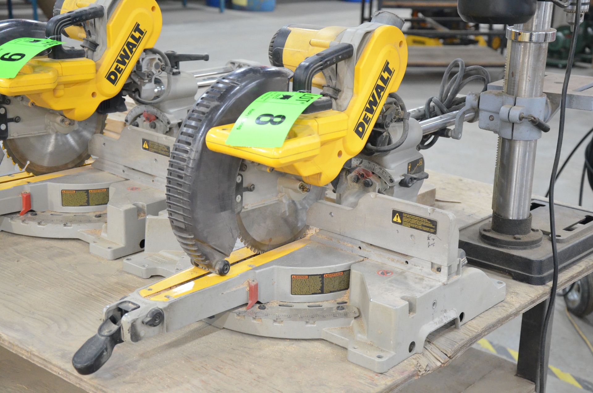 DEWALT COMPOUND MITER SAW, S/N N/A