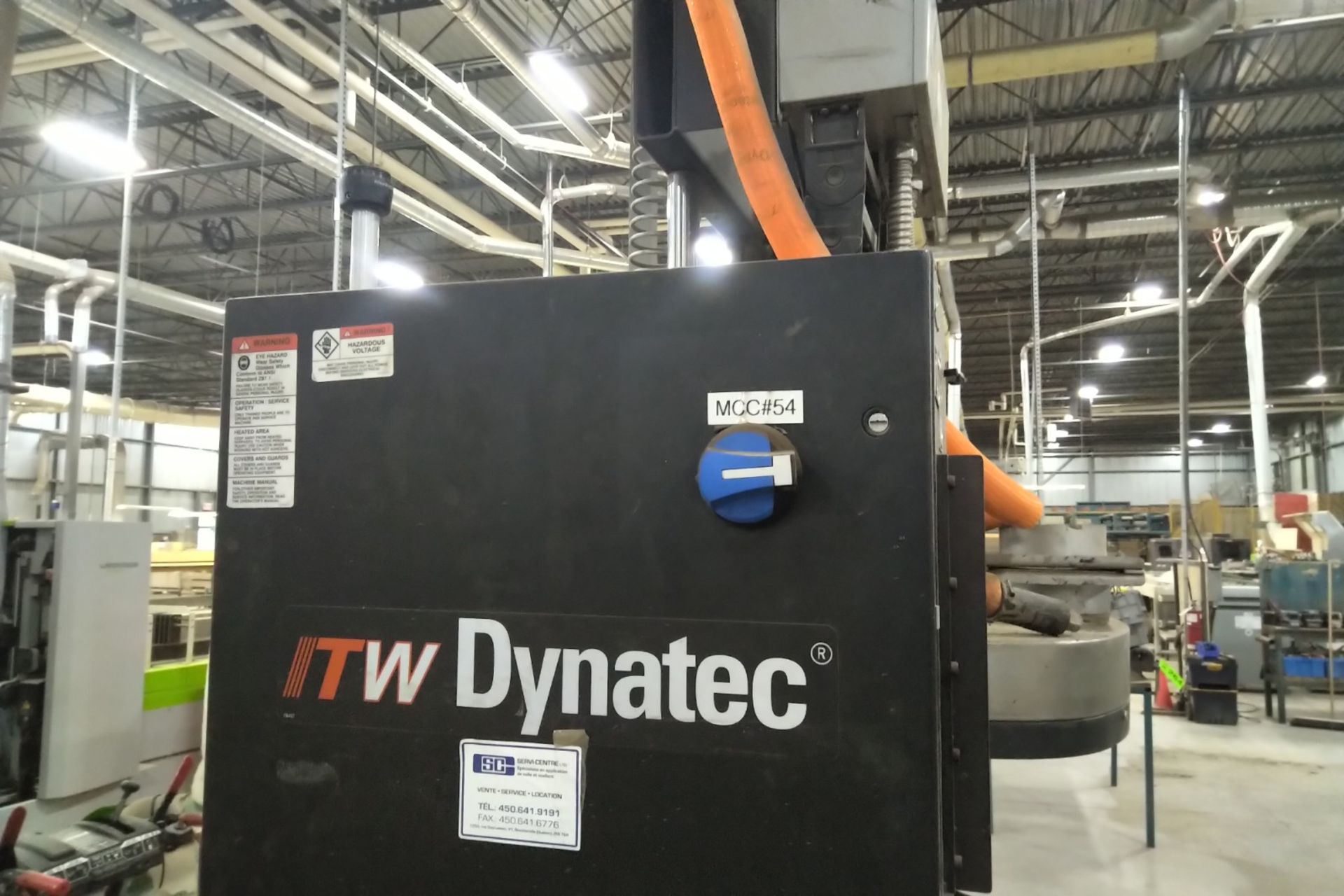 ITW DYNATEC DM55 DYNADRUM BULK ADHESIVE MELTER WITH DYNACONTROL V6 TOUCH SCREEN PLC CONTROL S/N N/A - Image 2 of 4