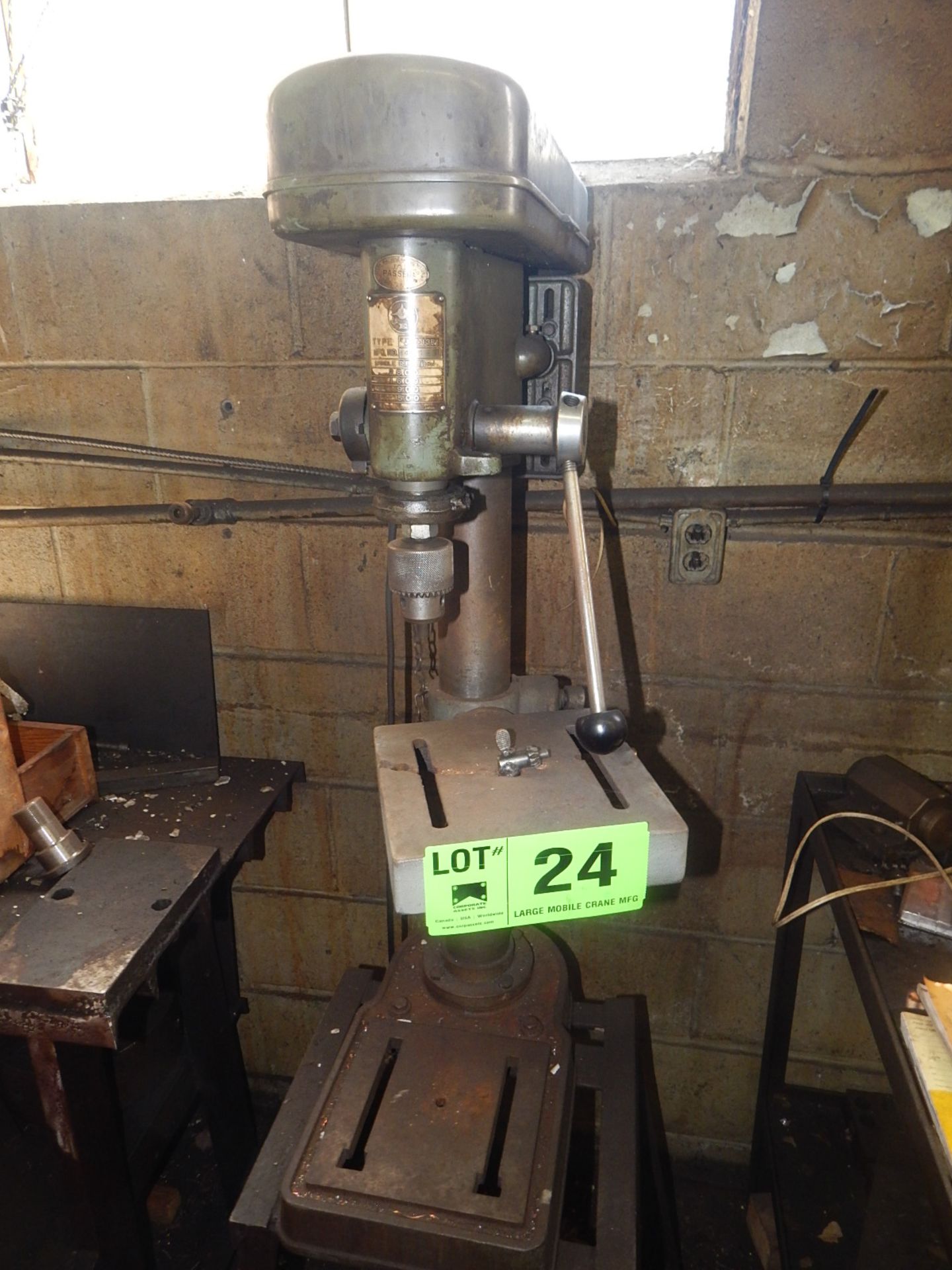 JET 13R BENCH-TYPE DRILL PRESS WITH STAND, SPEEDS TO 2800 RPM, 9.5" X 9.5" TABLE, S/N: 42132 (CI) - Image 2 of 3