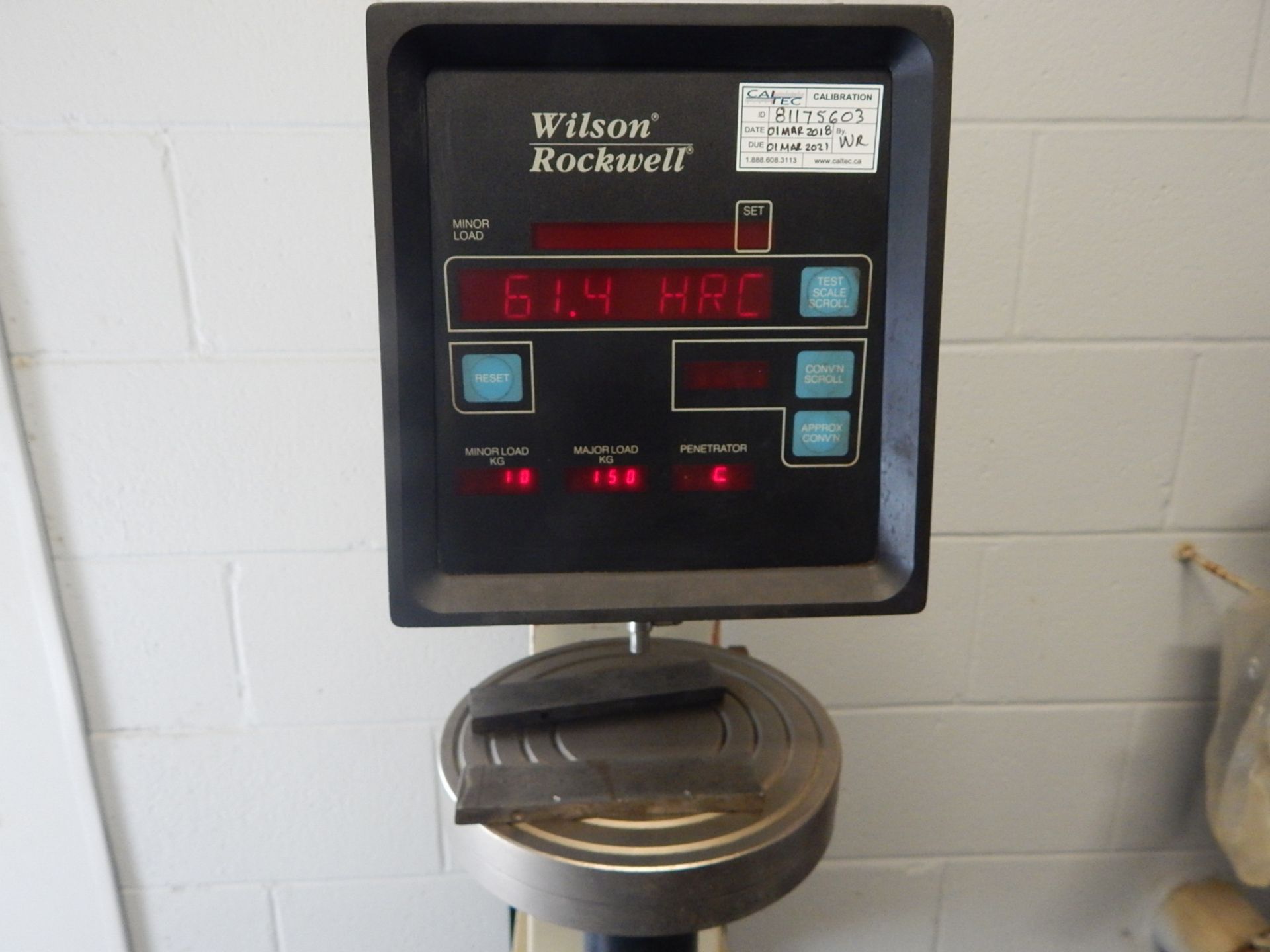 WILSON-ROCKWELL B525 SERIES 500 DIGITAL HARDNESS TESTER, S/N: 81175603 (LOCATED AT 144 ARMSTRONG - Image 3 of 4