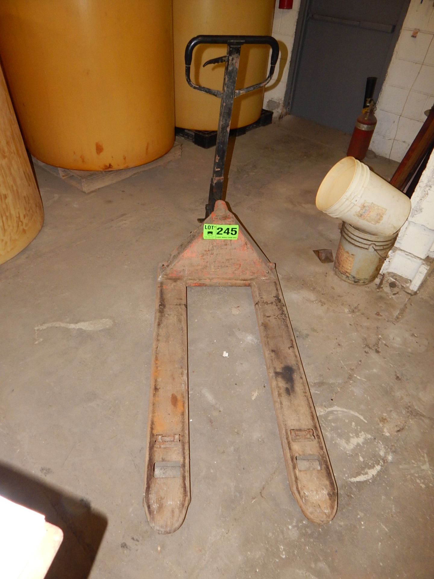 HYDRAULIC PALLET JACK (LOCATED AT 144 ARMSTRONG AVE, GEORGETOWN)
