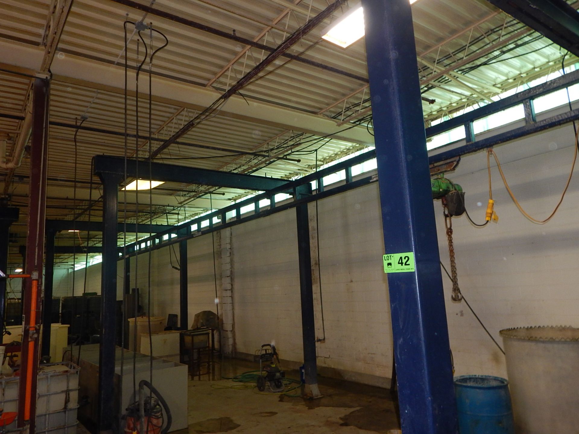 GORBEL GLMS-FS-4000 FREE STANDING MONORAIL GANTRY SYSTEM WITH 60' RUN, 12' BETWEEN UPRIGHTS, 11'