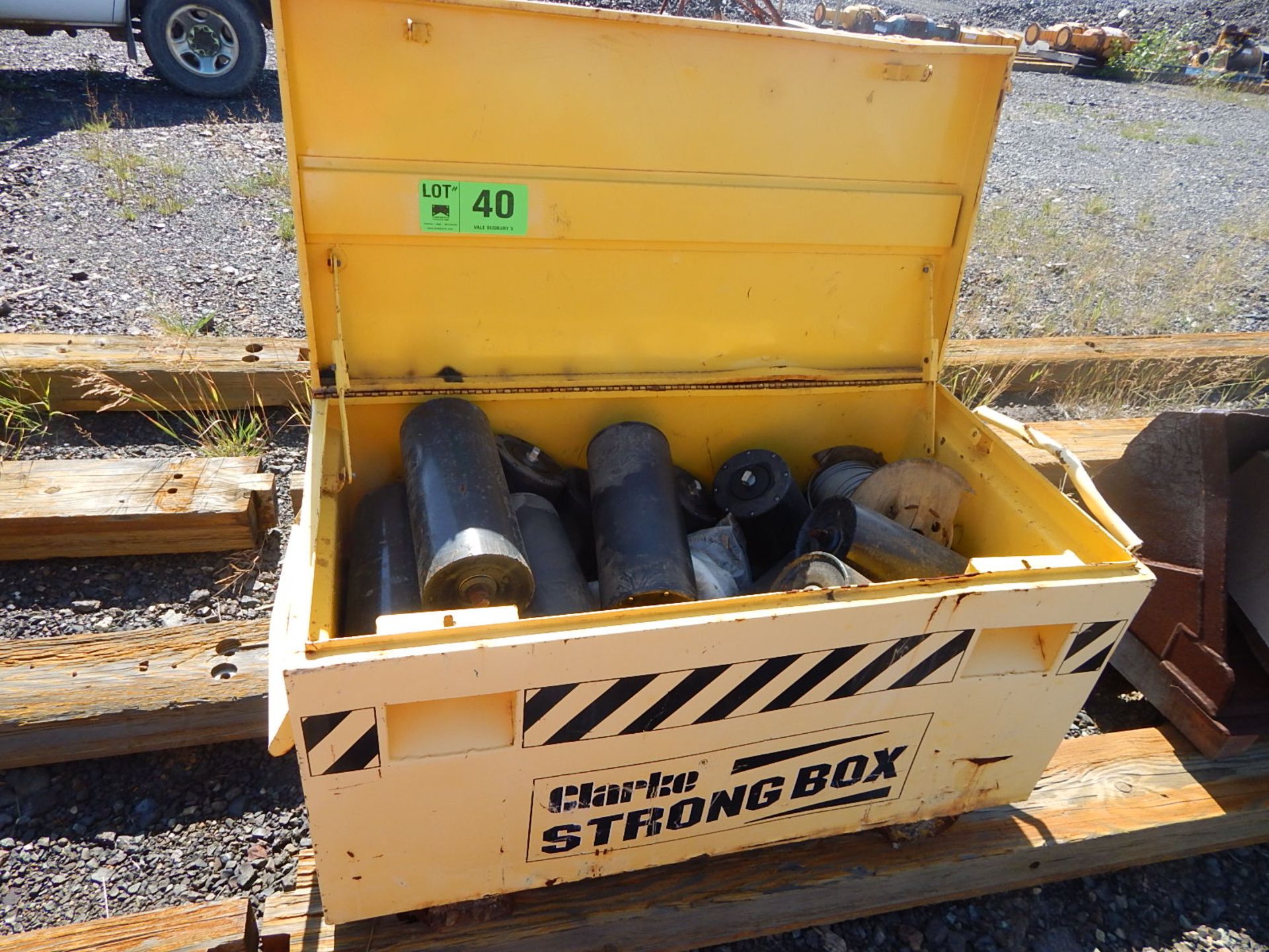 LOT/ CONVEYOR IDLERS (CMD YARD) - Image 2 of 3