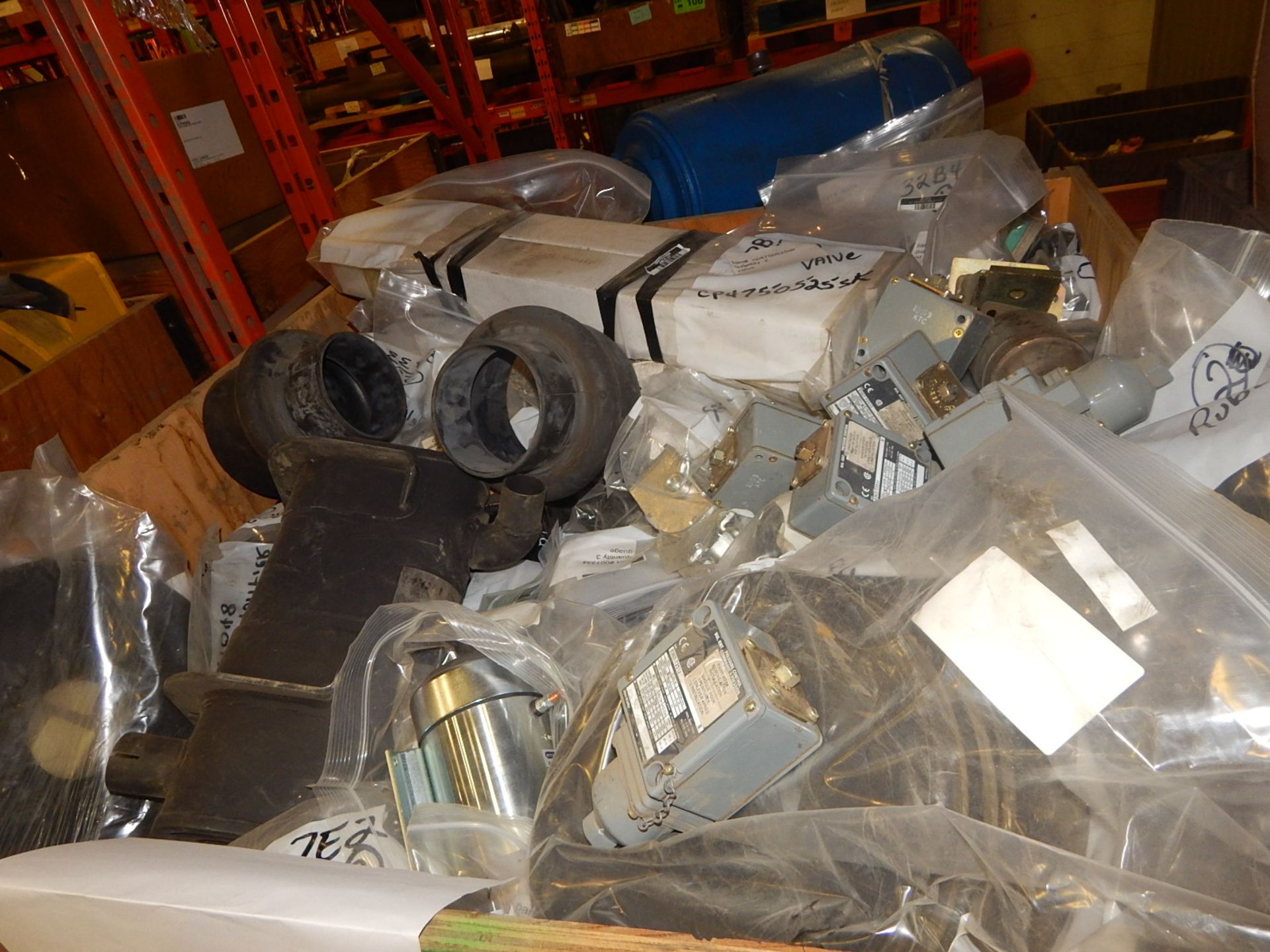 LOT/ MISCELLANEOUS PARTS (CMD WAREHOUSE) - Image 2 of 2