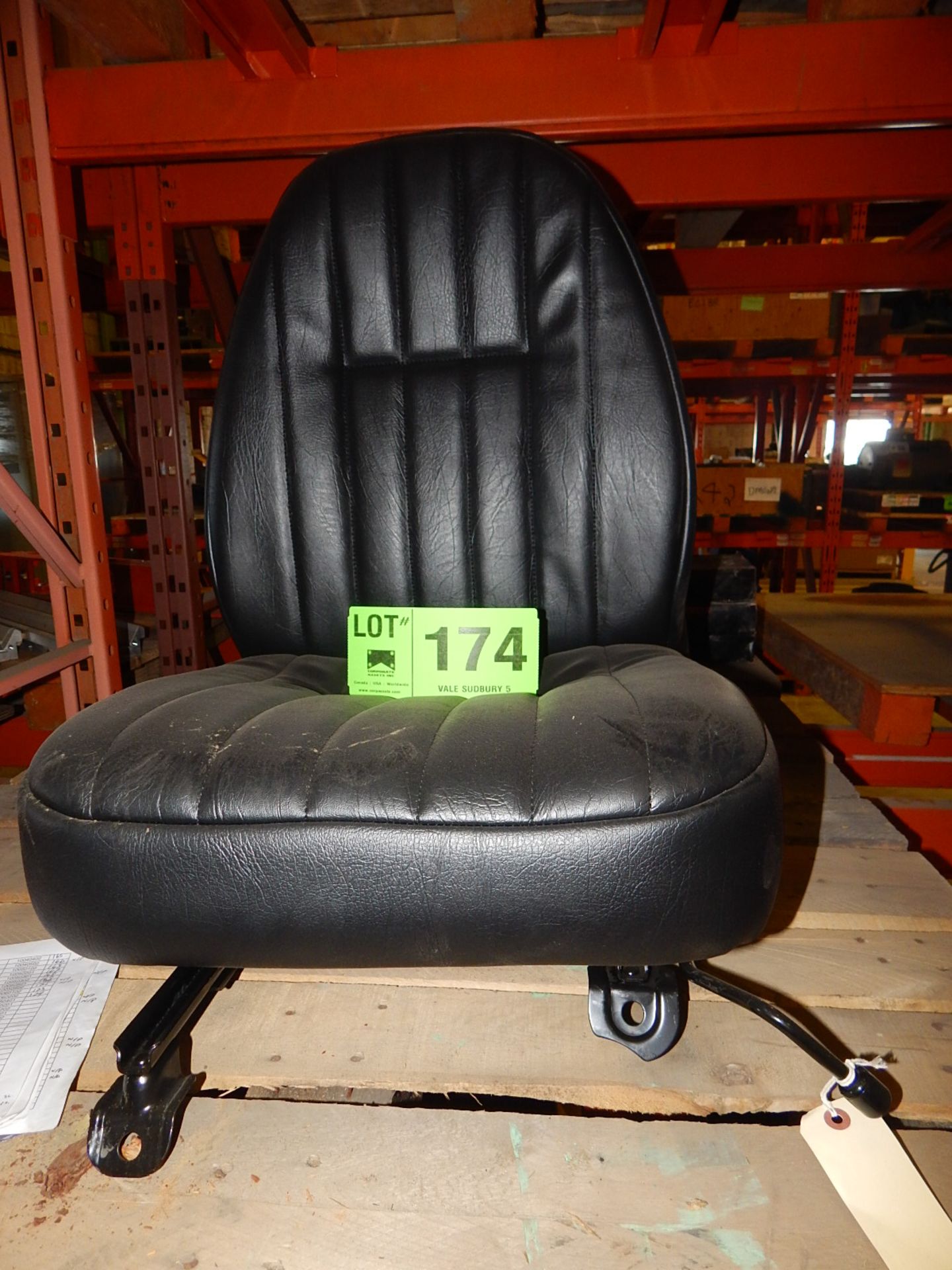 LOT/ TOYOTA SEAT ASSEMBLY (CMD WAREHOUSE)