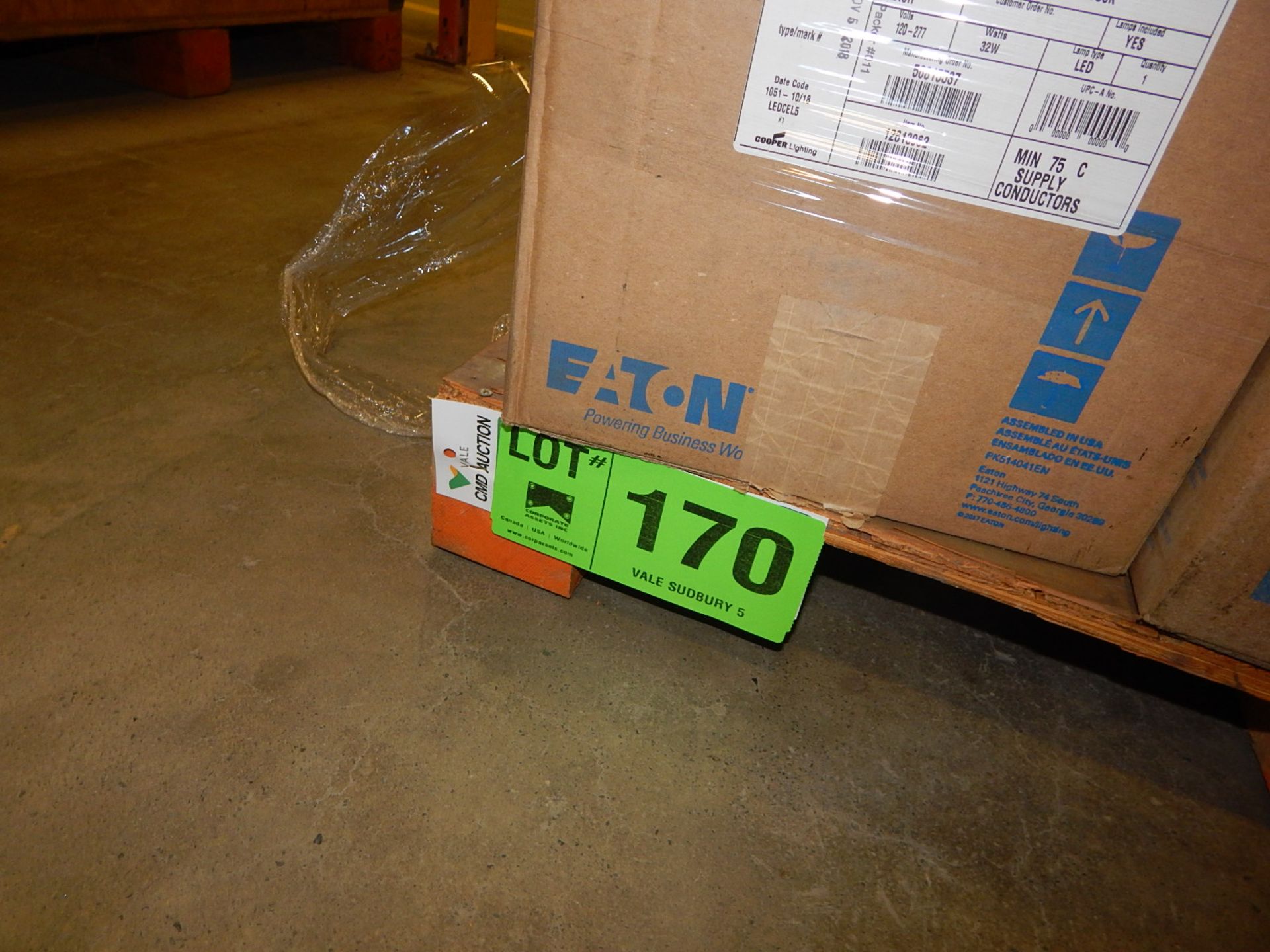 32W LED 120-277 4B GLASS (CMD WAREHOUSE)