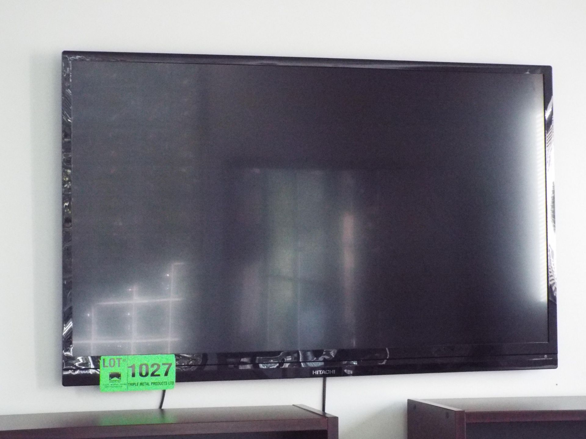 HITACHI FLAT SCREEN TV, S/N: N/A